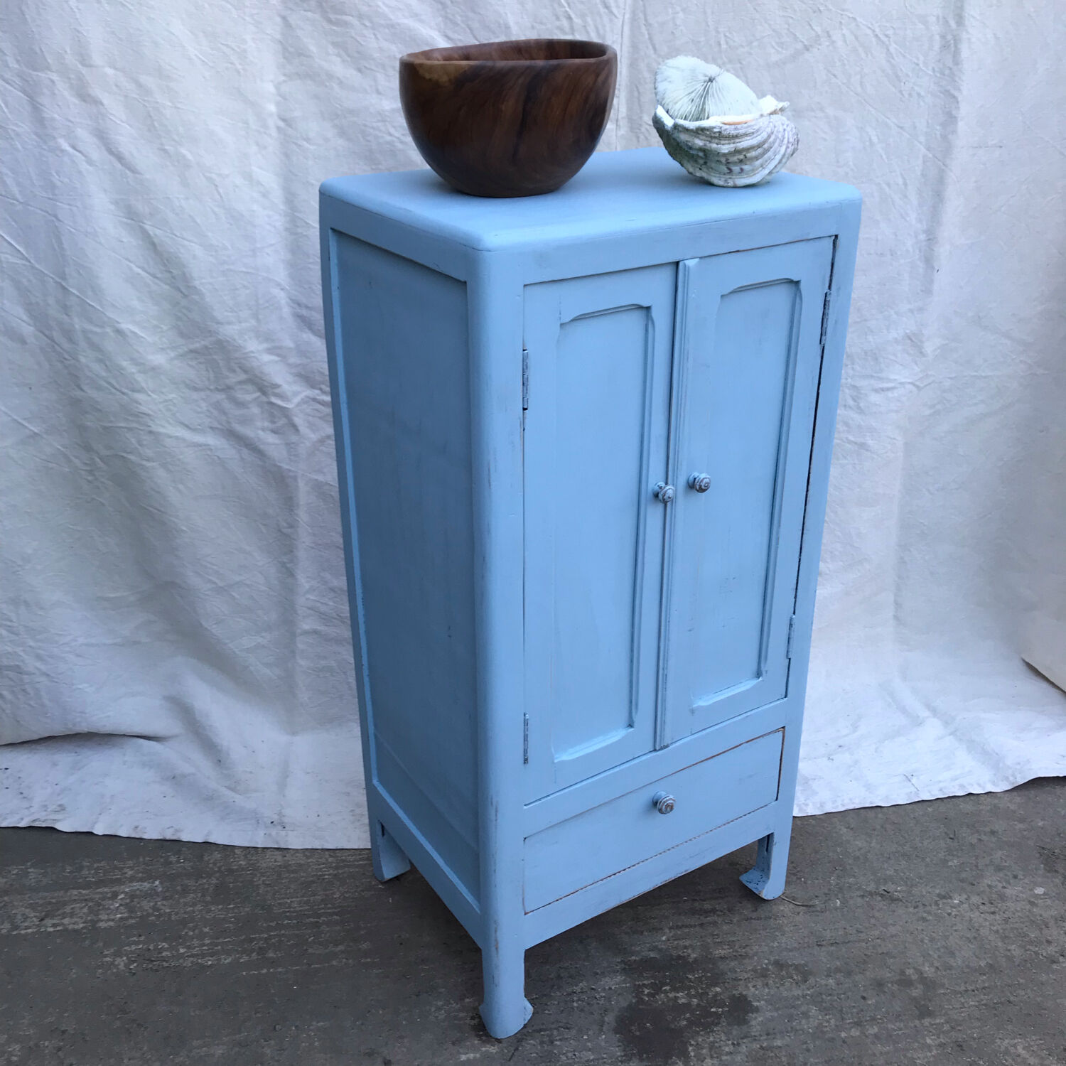 Buffet vintage bleu