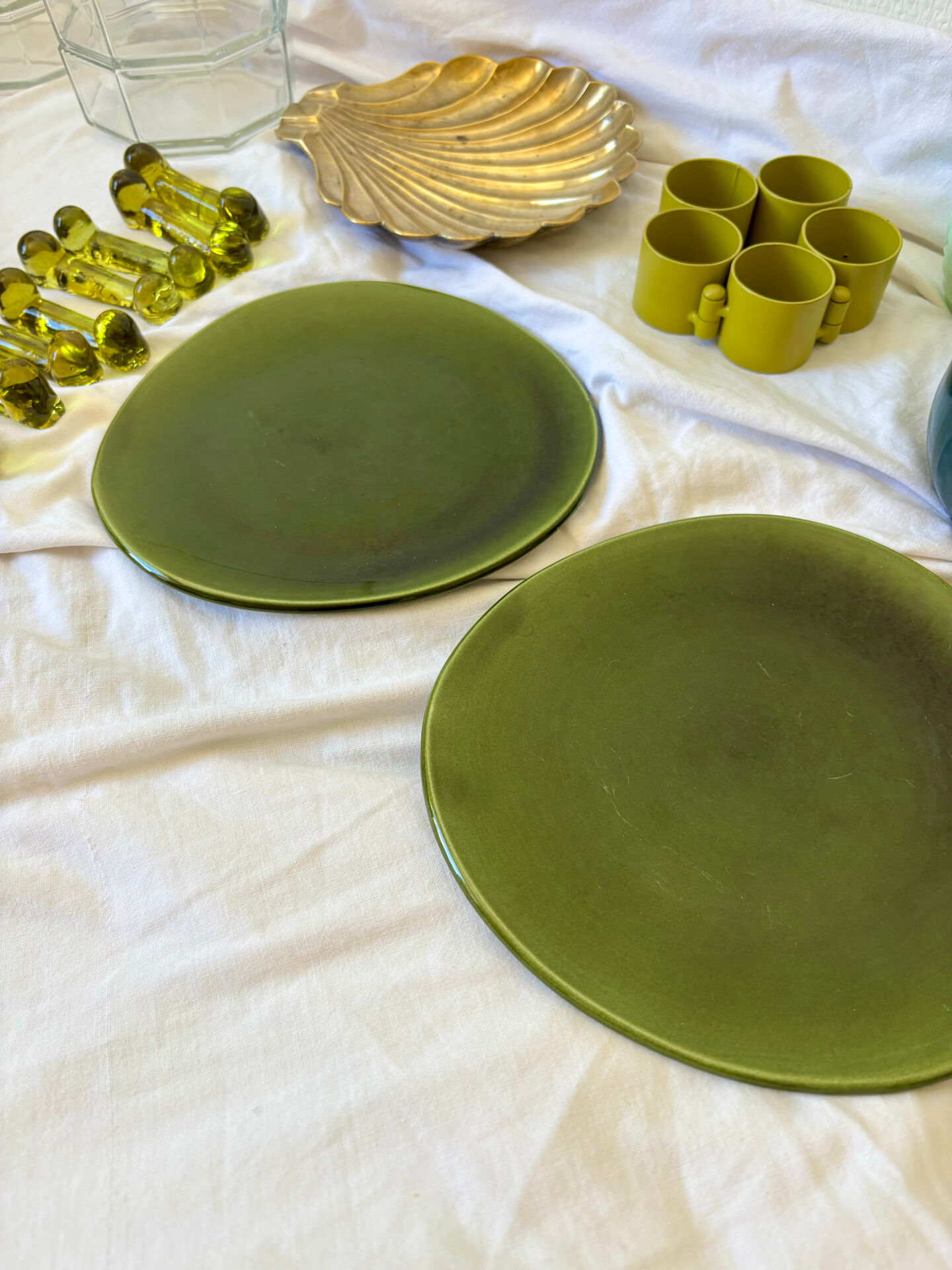 Lot 2 assiettes dessert émaillées
