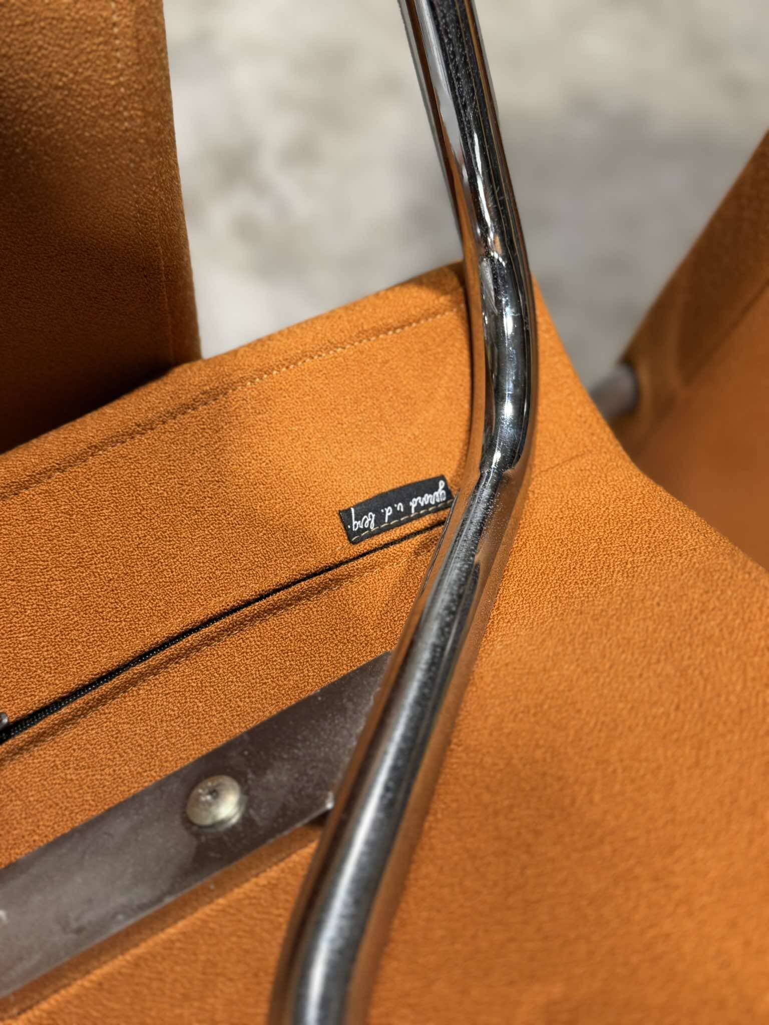 Vlag Chairs - Gerard Van Den Berg - The Netherlands