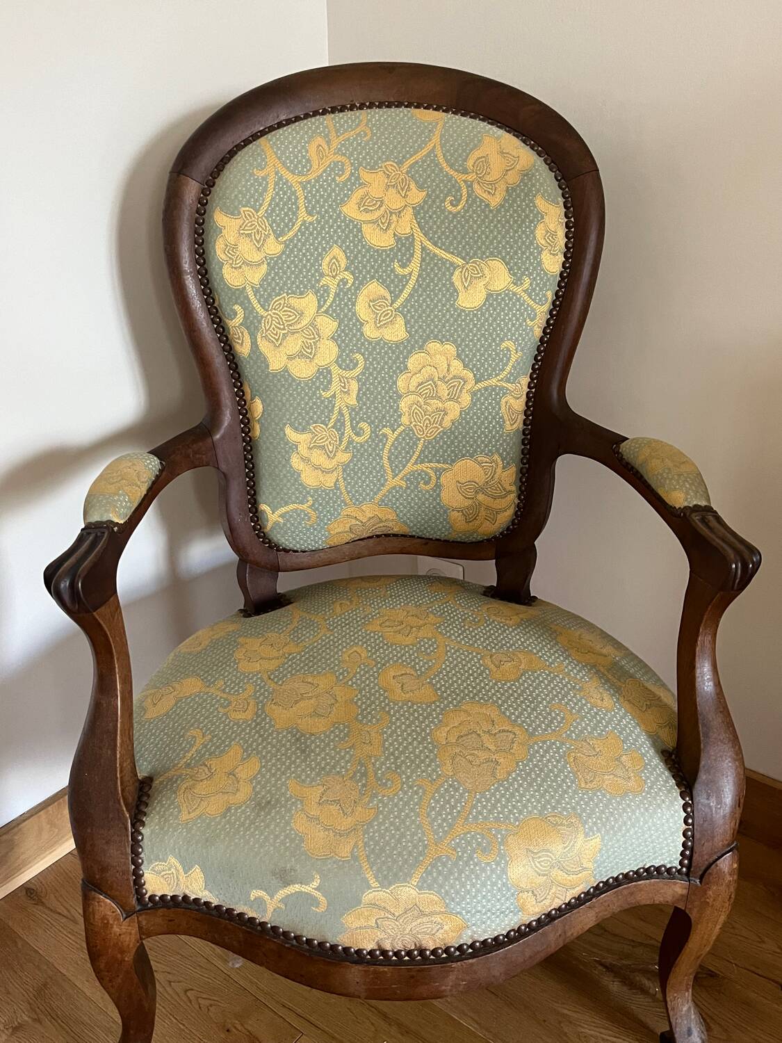 Fauteuil style Louis Philippe