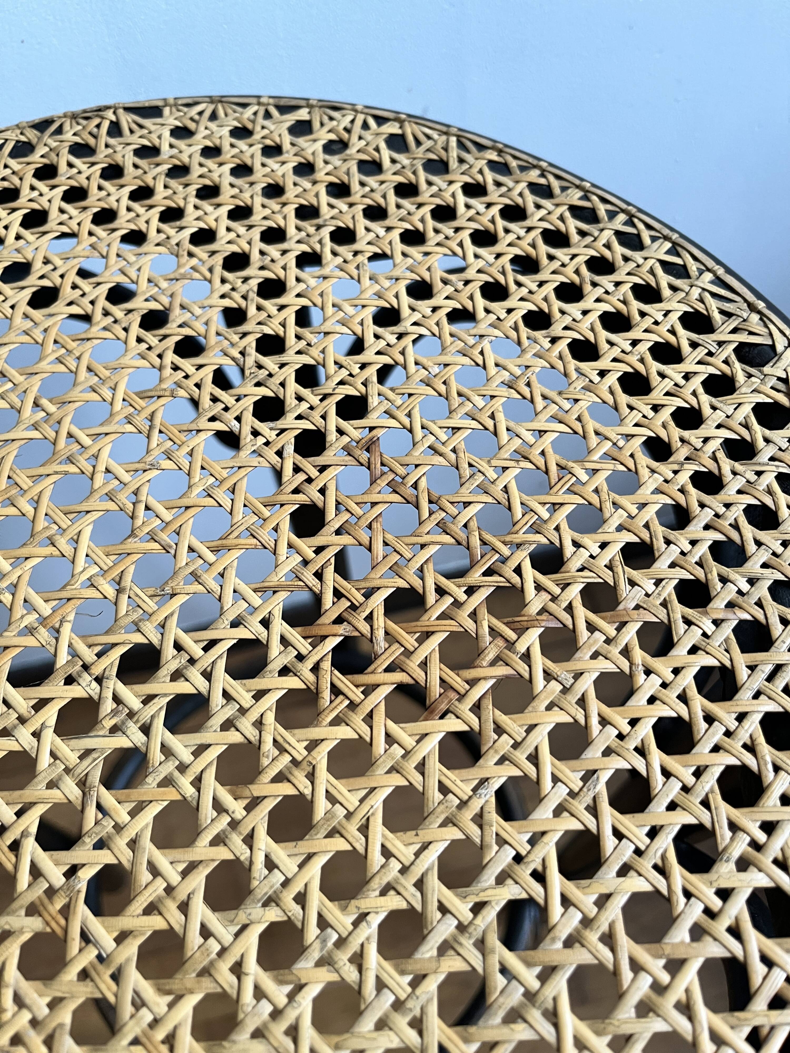 Tabouret haut cannage