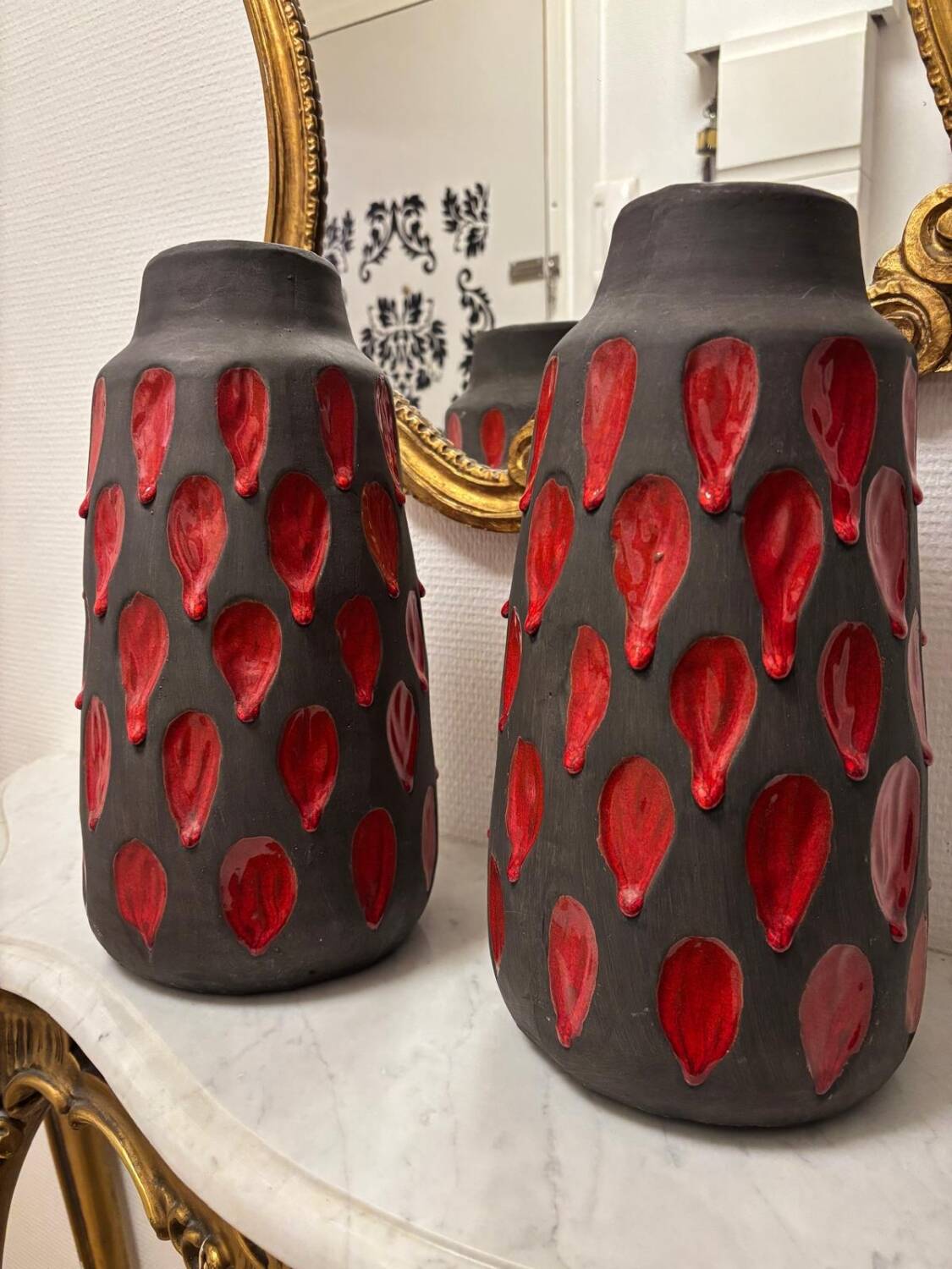 Pair of "drippy" ceramic vases by Tyson LONDON
