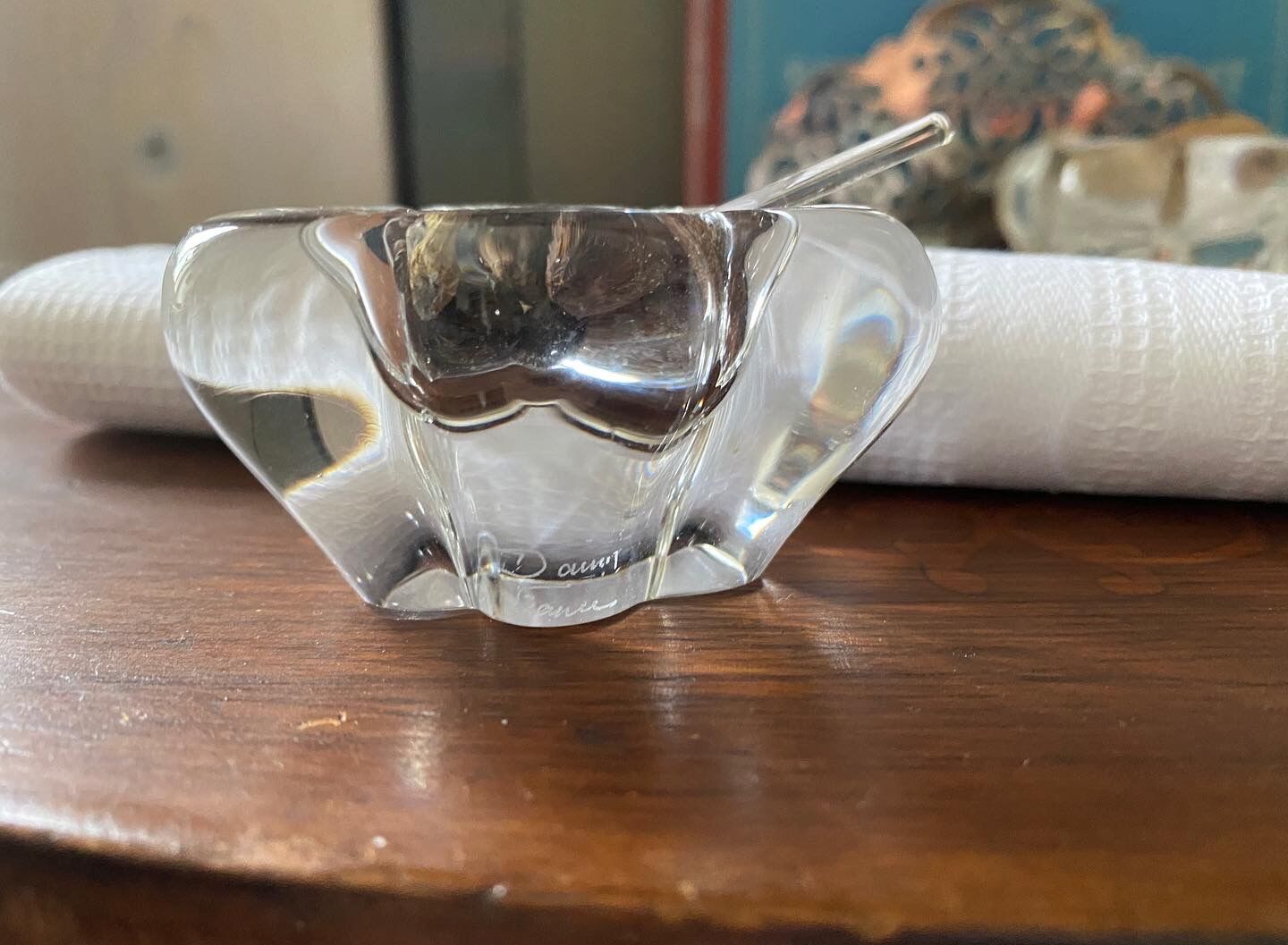 2 crystal salters and their crystal spoons "Daum France"