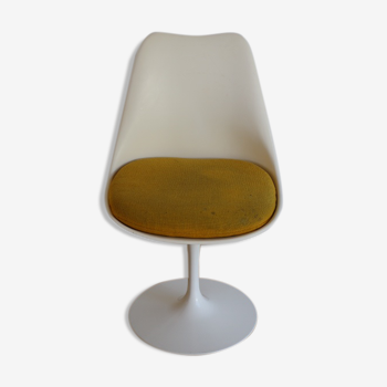 Tulip chair by Eero Saarinen 60s/70s