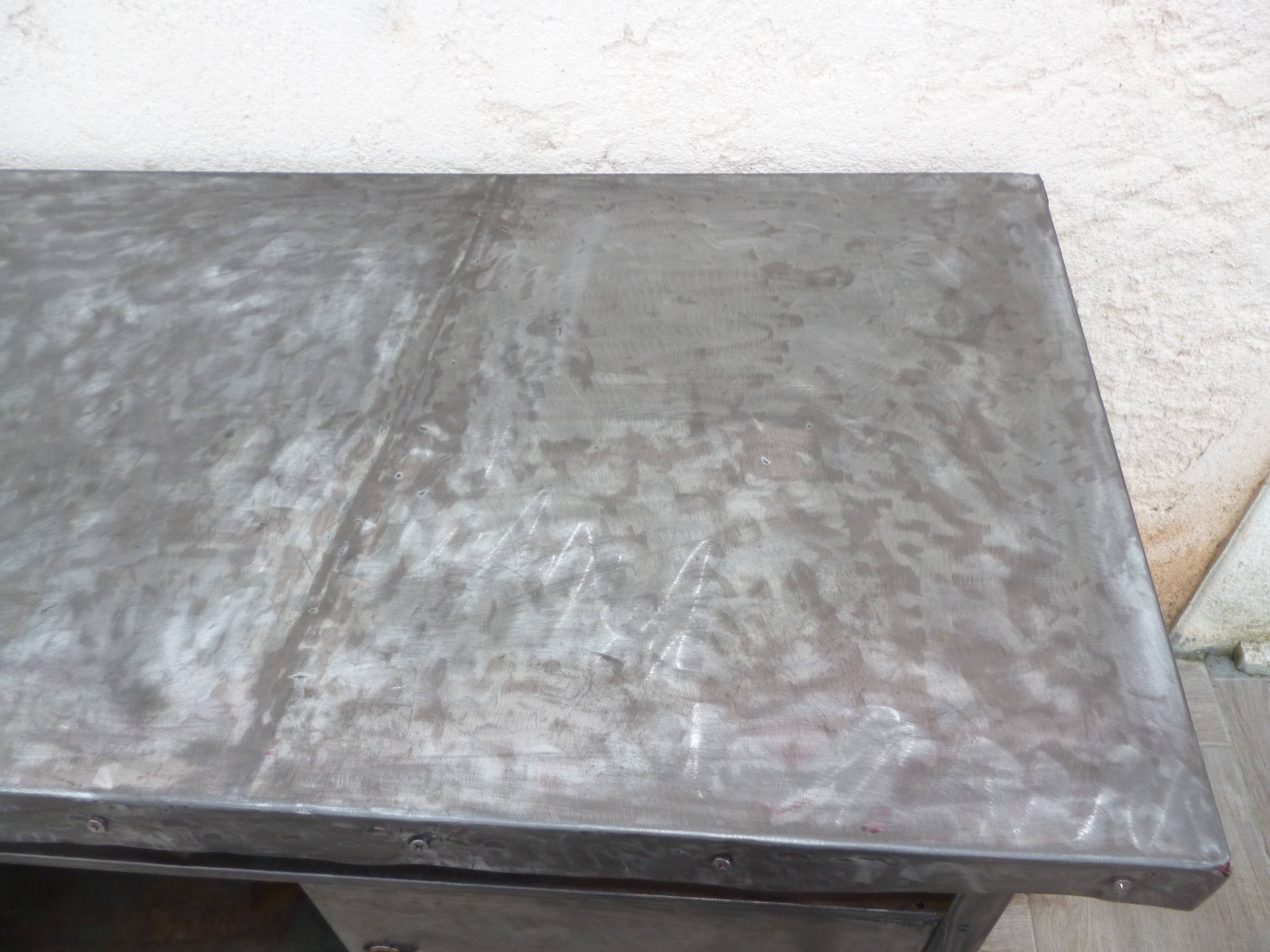 Industrial metal establishment