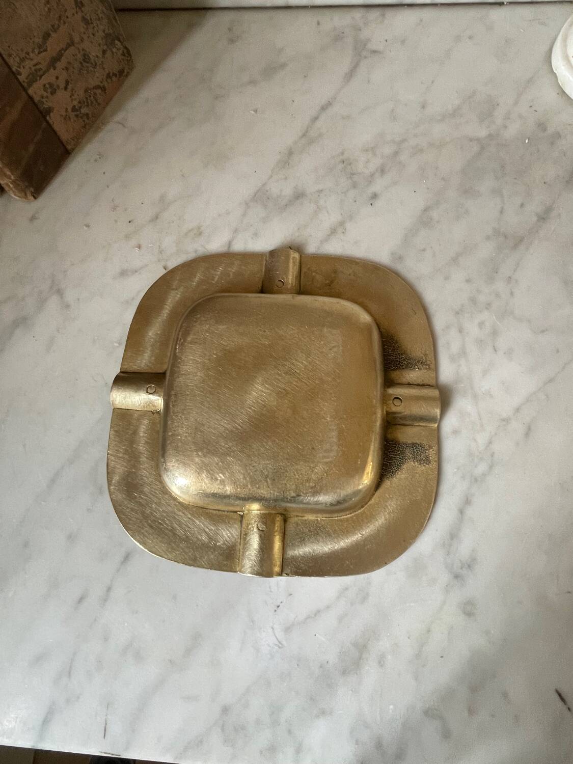 Cendrier carré en laiton vintage