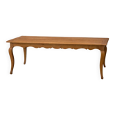 Table à manger en bois avec pieds galbés – charme authentique