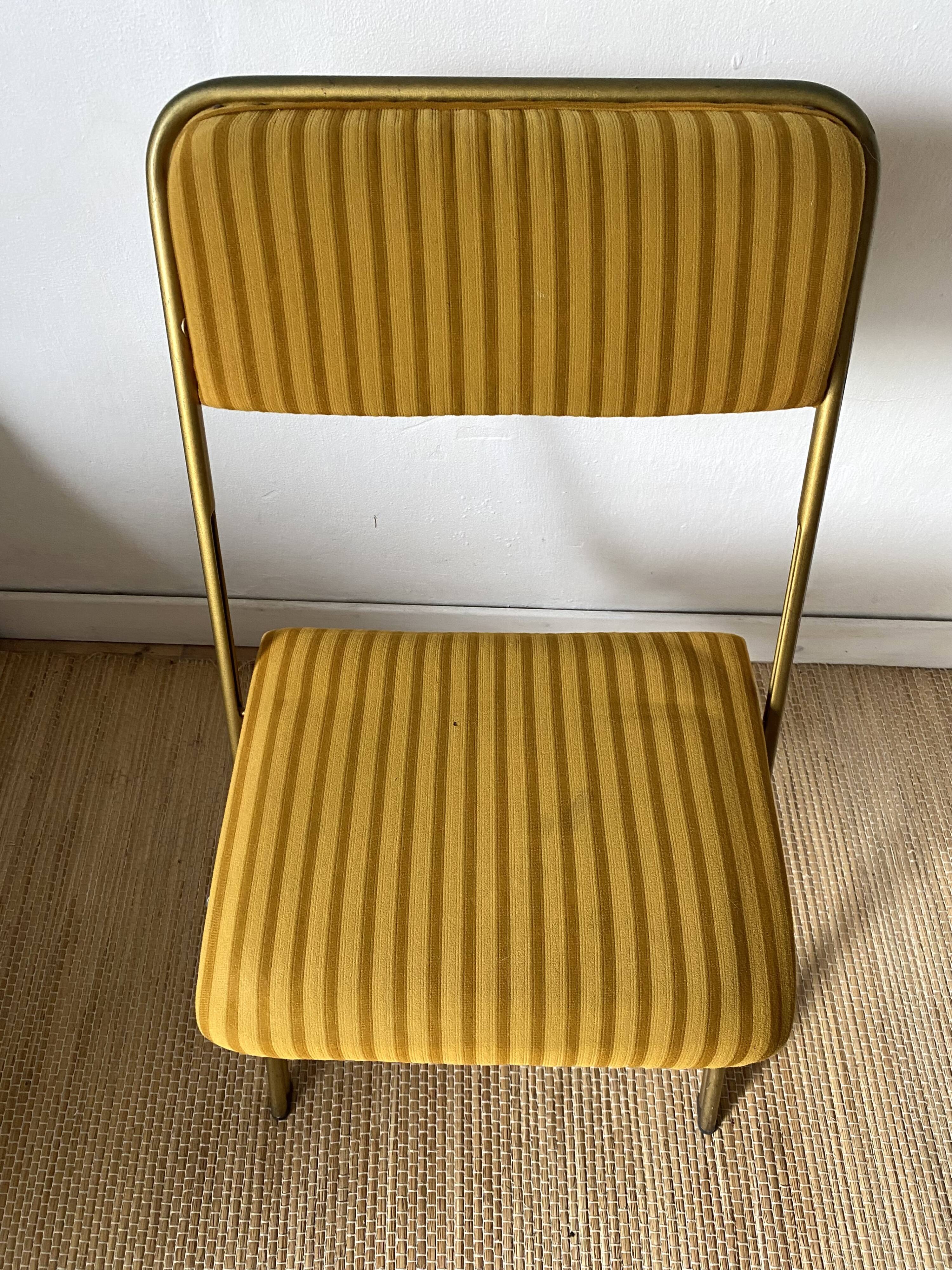 Lafuma folding chairs in velvet and gold metal