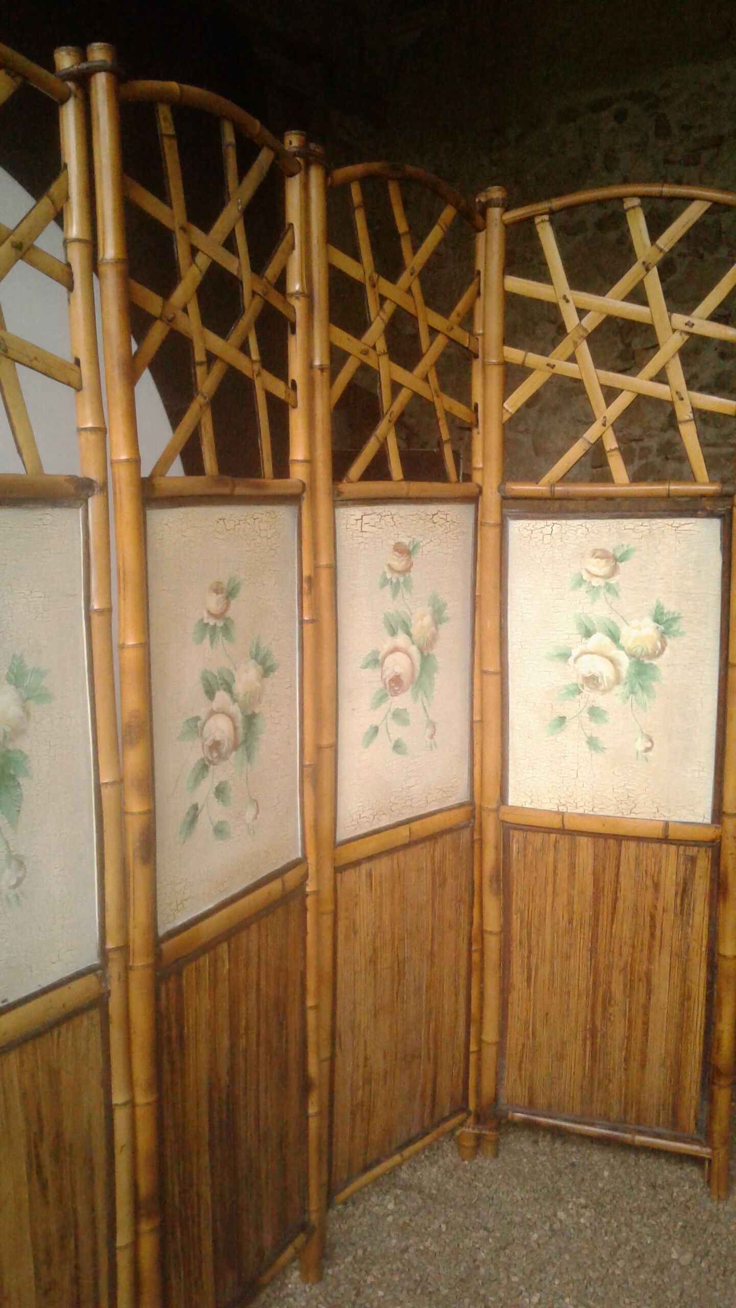 Screen six vental