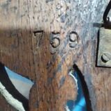 Old barometer and thermometer from the 1930s in carved wood. Signed on the back EH PARIS.