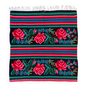 Vintage Moldovan square kilim 130x135 cm kelim wool rug medium 2549