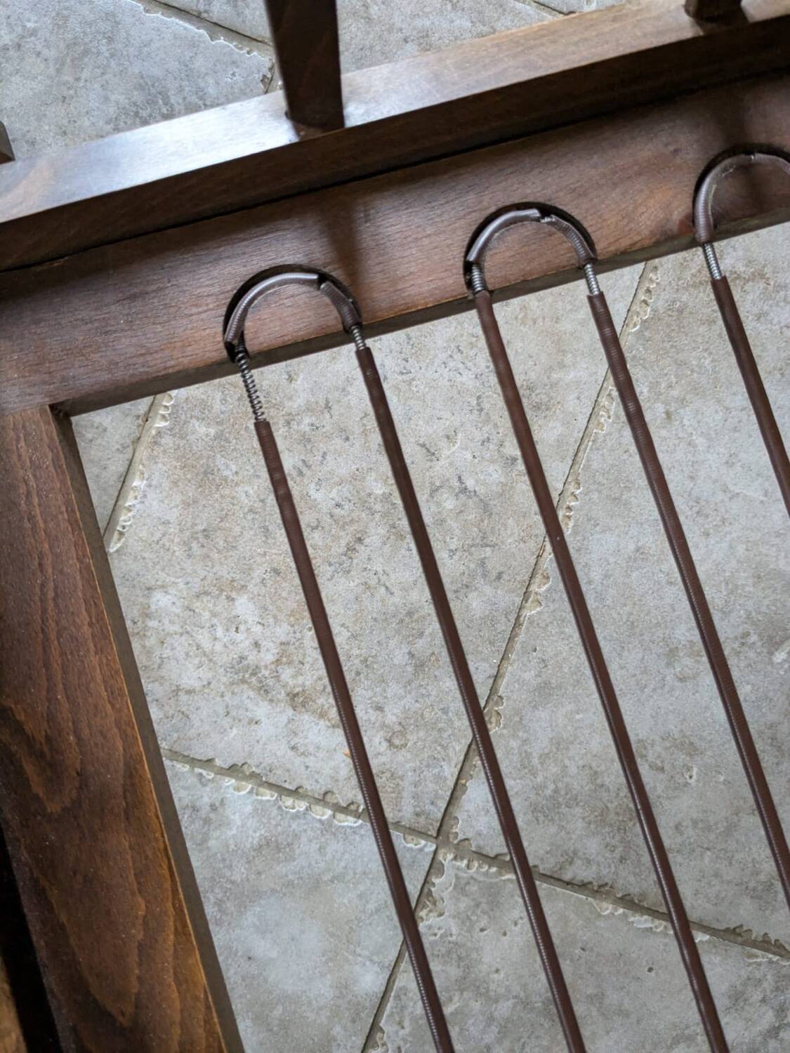 Pair of 60s Scandinavian-style armchairs by Stella