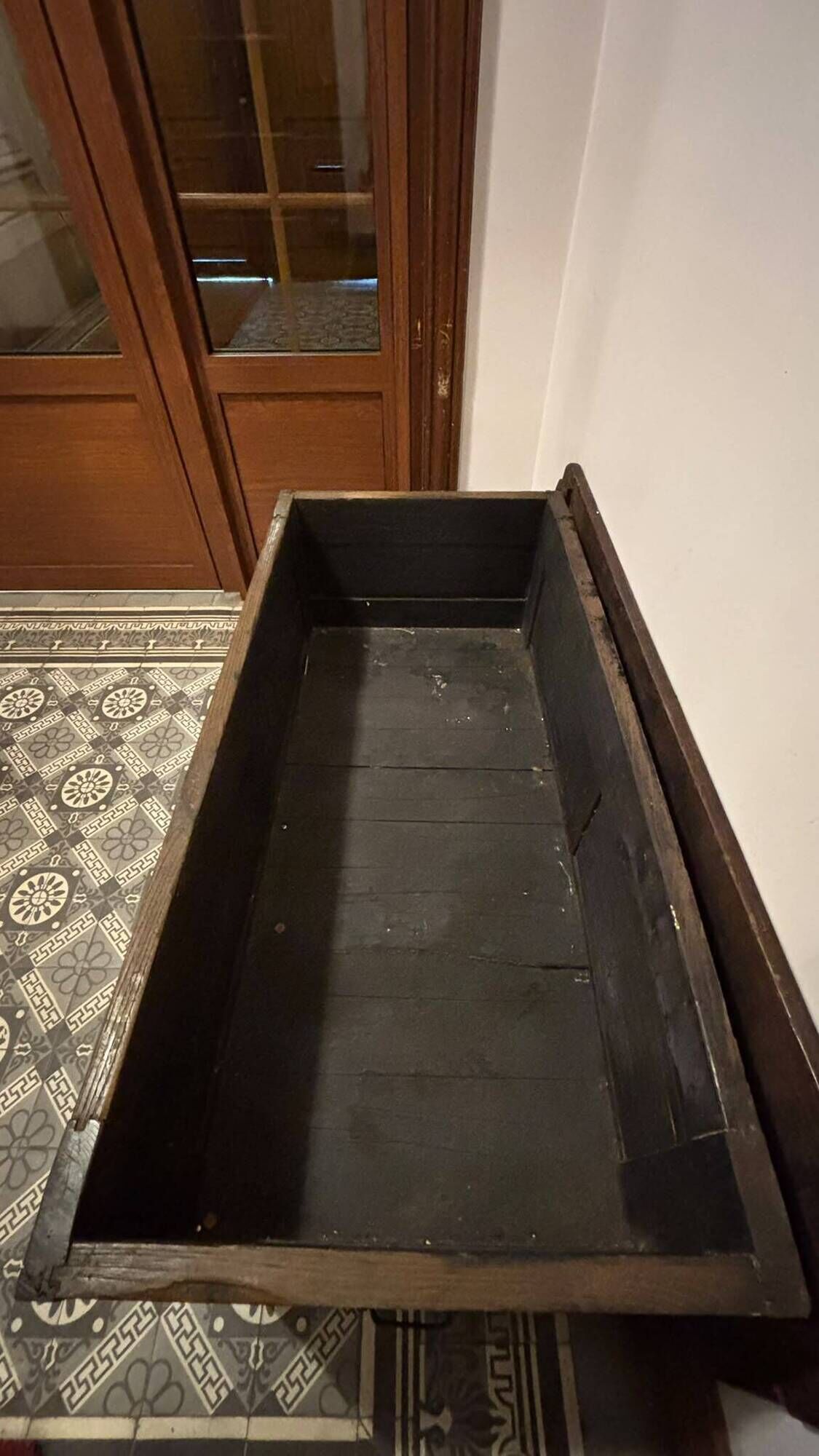 Old XIX solid dark wood dresser