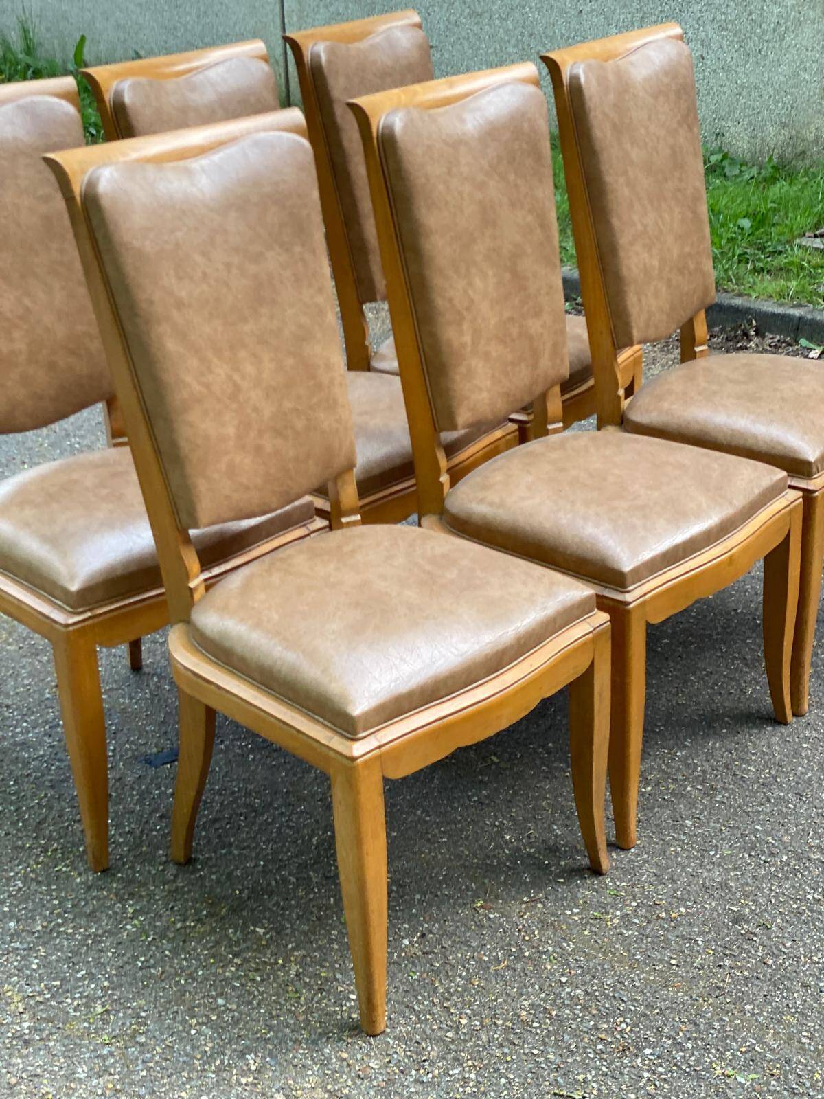6 Scandinavian Art Deco dining chairs from the 1950s in leather.