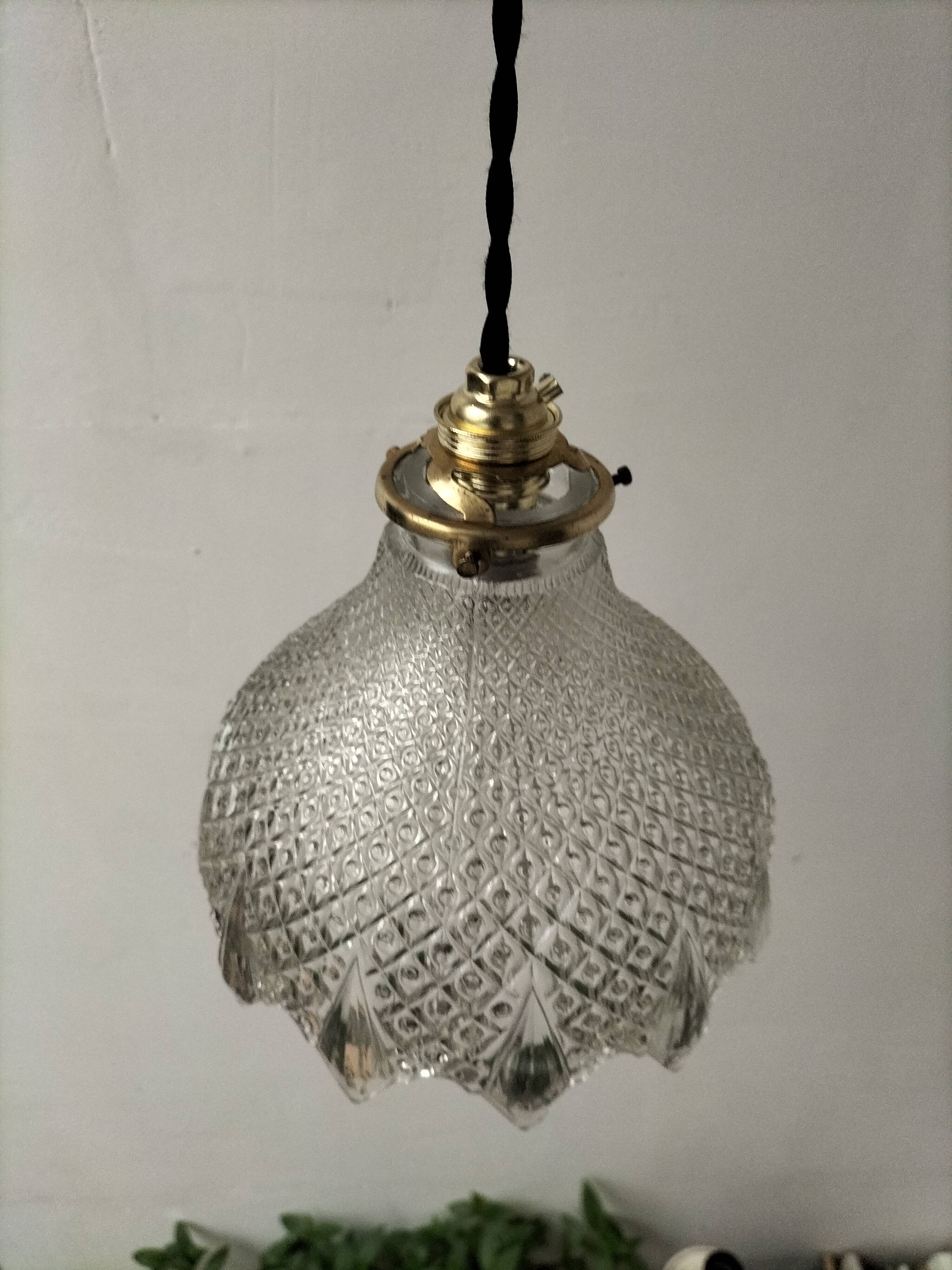 Holophane suspension