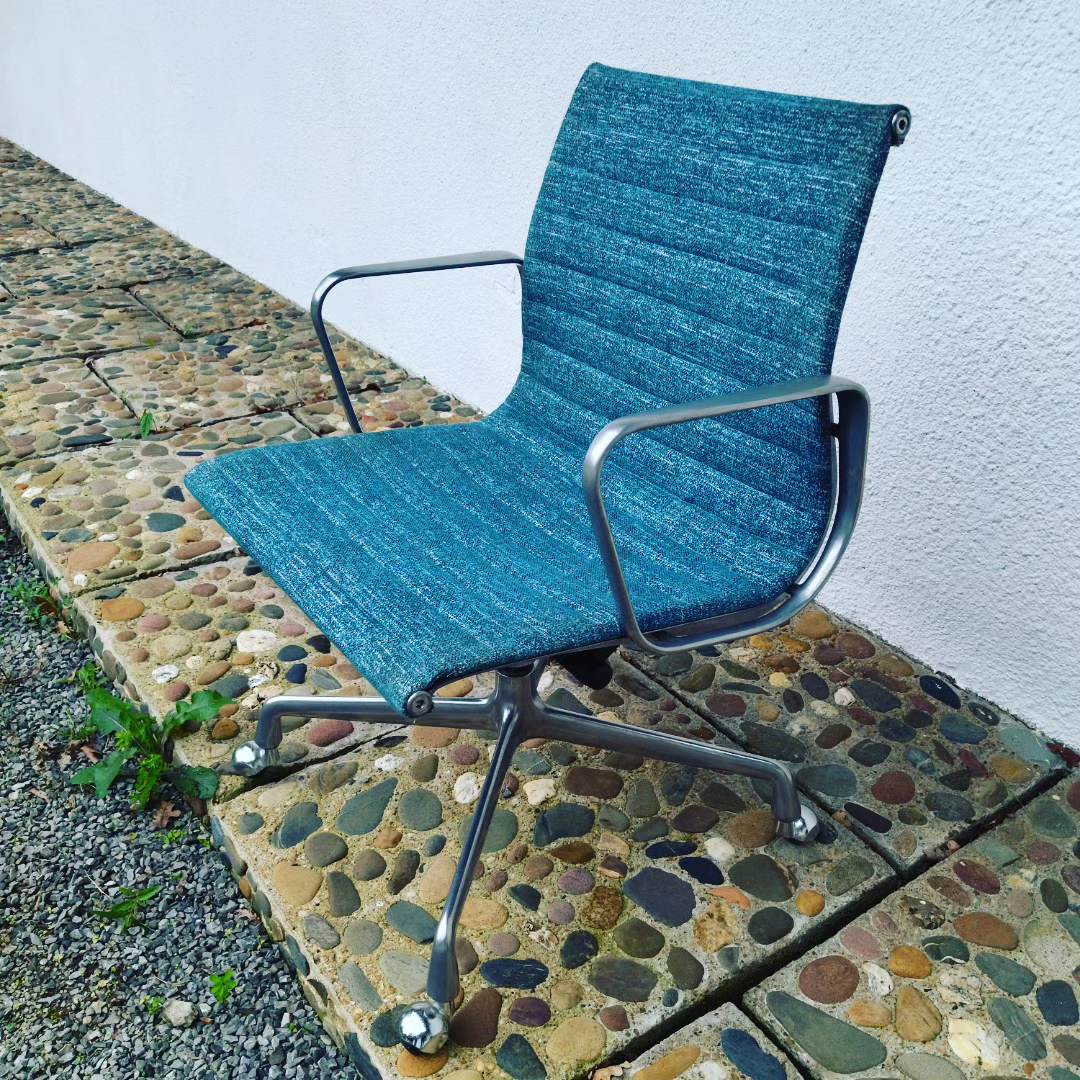 Armchair 108 by Charles & Ray Eames, Herman Miller