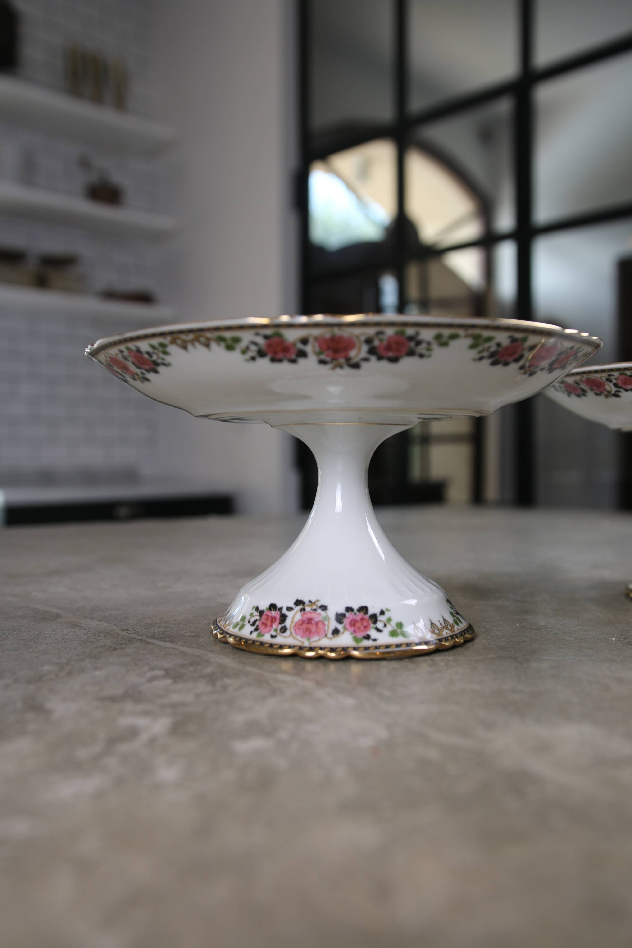 66-piece Limoges porcelain service, mid-20th century