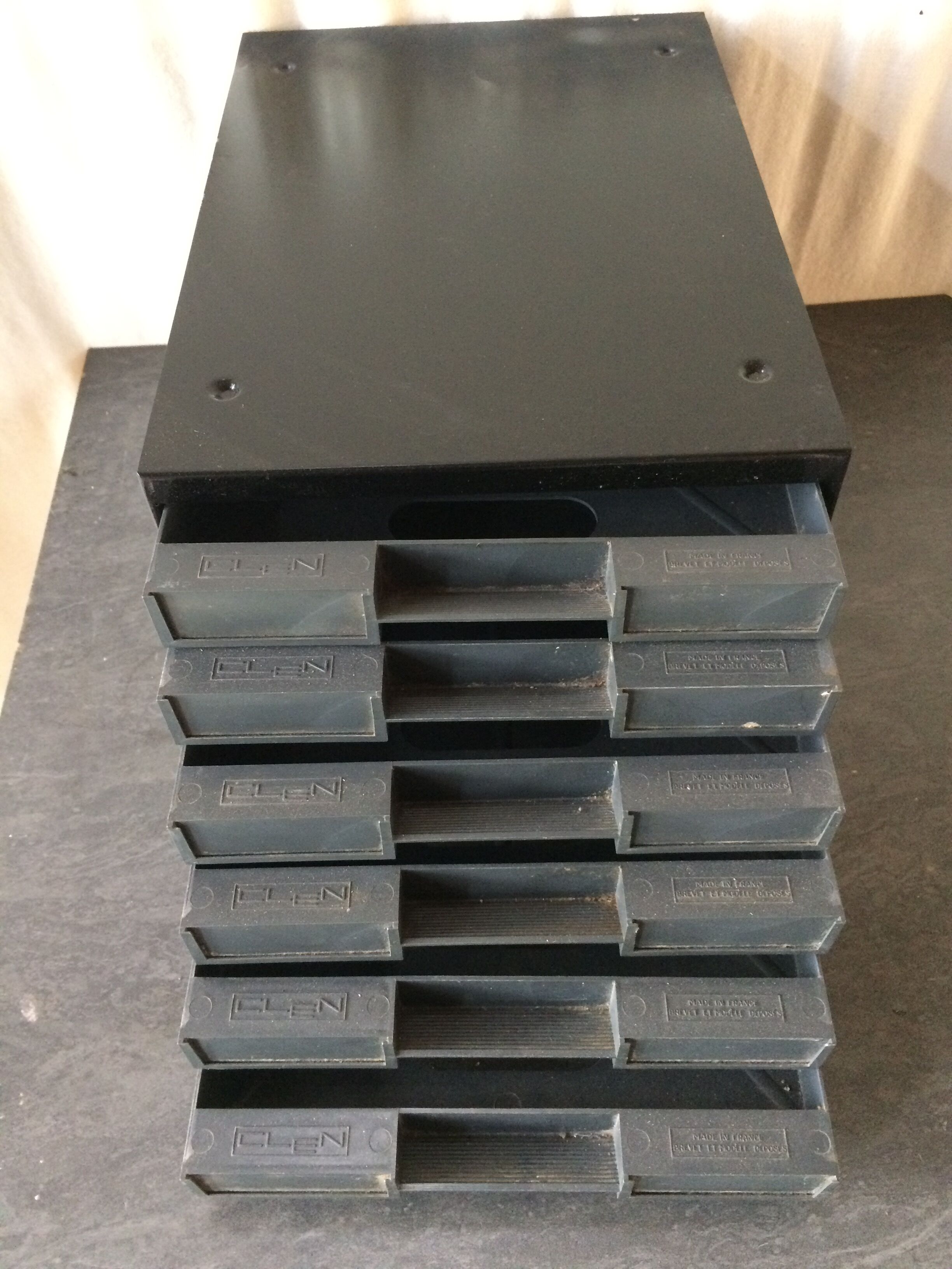 Casier range documents Selency