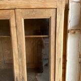 Parisian showcase cabinet