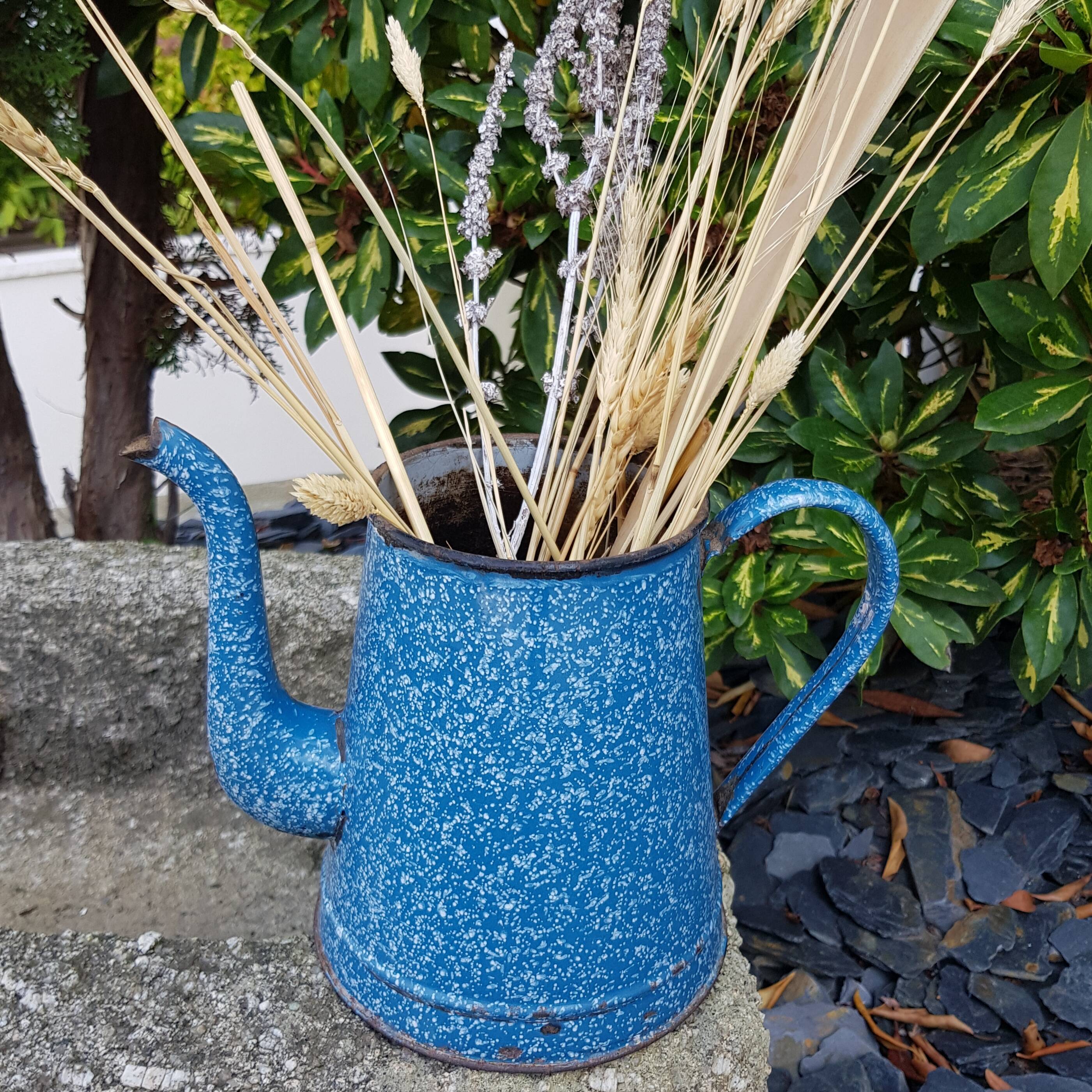 Blue enamelled sheet metal coffee maker