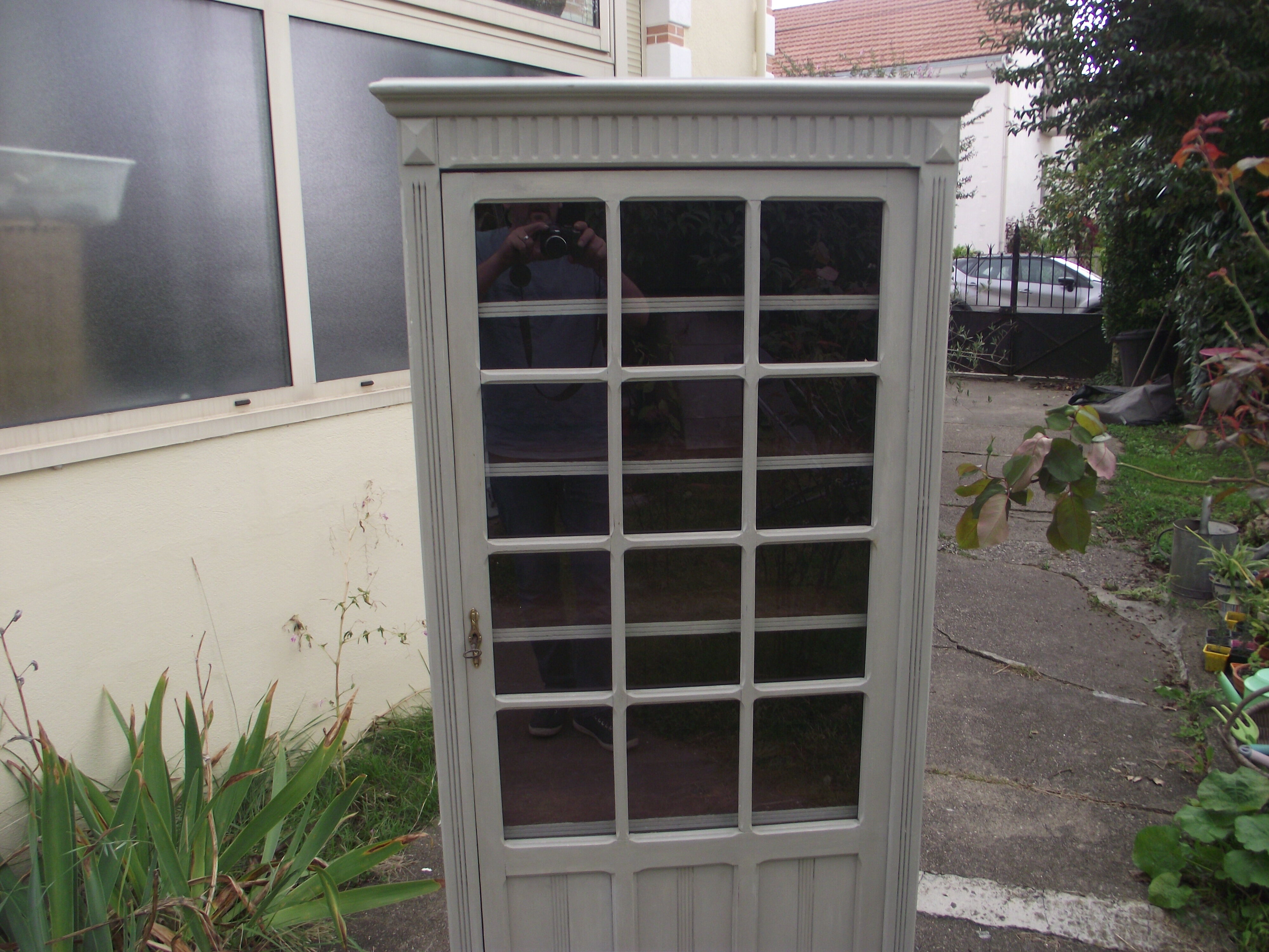 Parisian glazed wardrobe