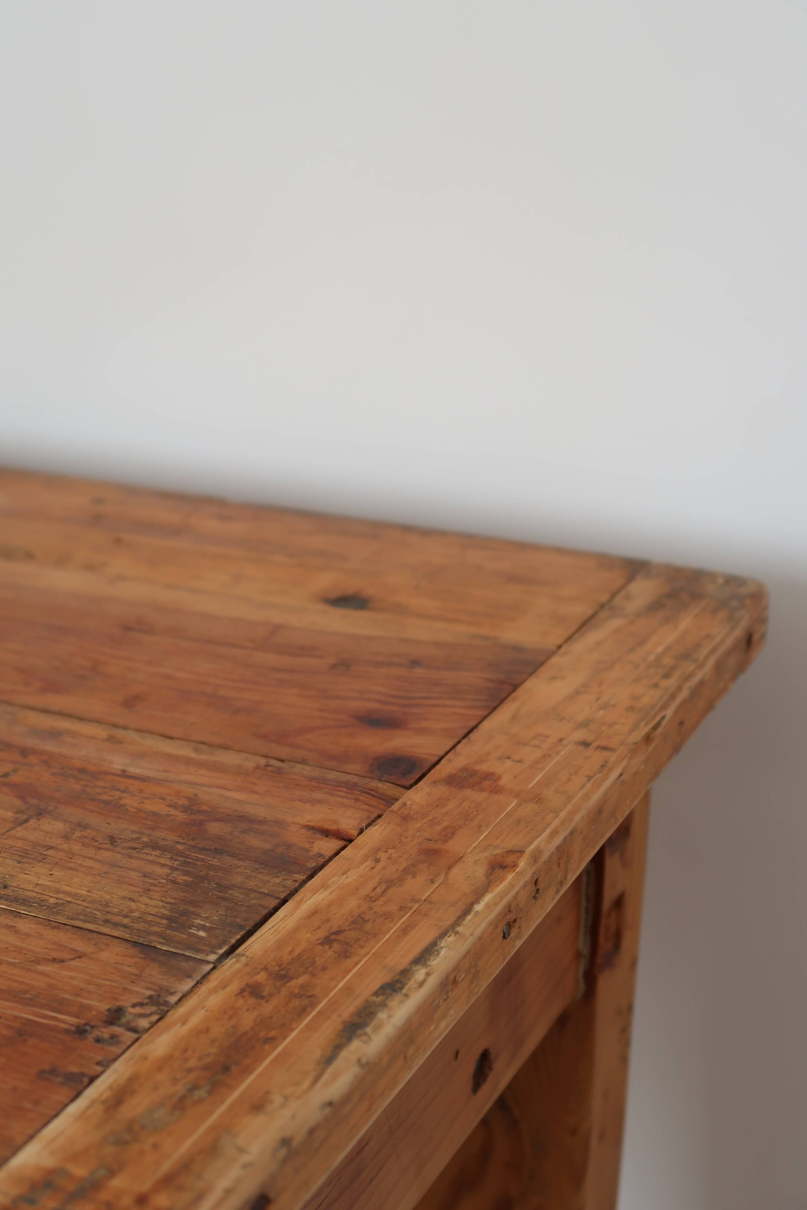 Light farmhouse table