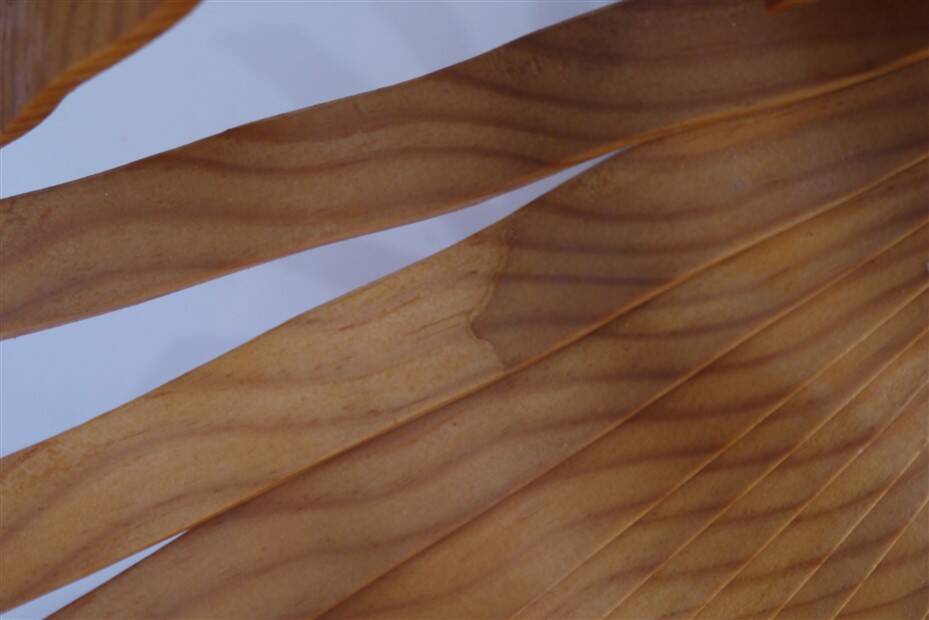 Lampe anthropomorphe en bois 1980