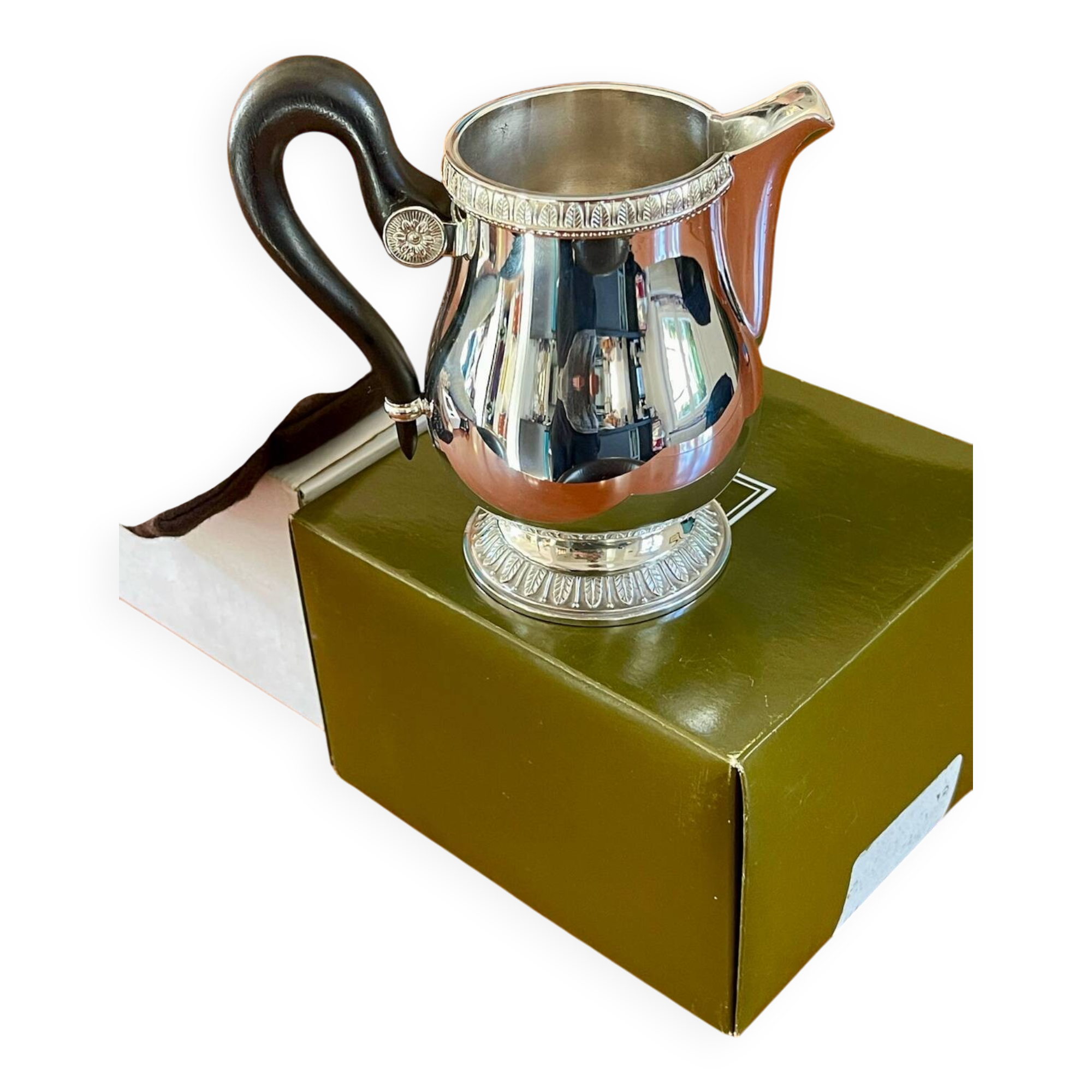 Christofle malmaison ,pot à lait excellent état