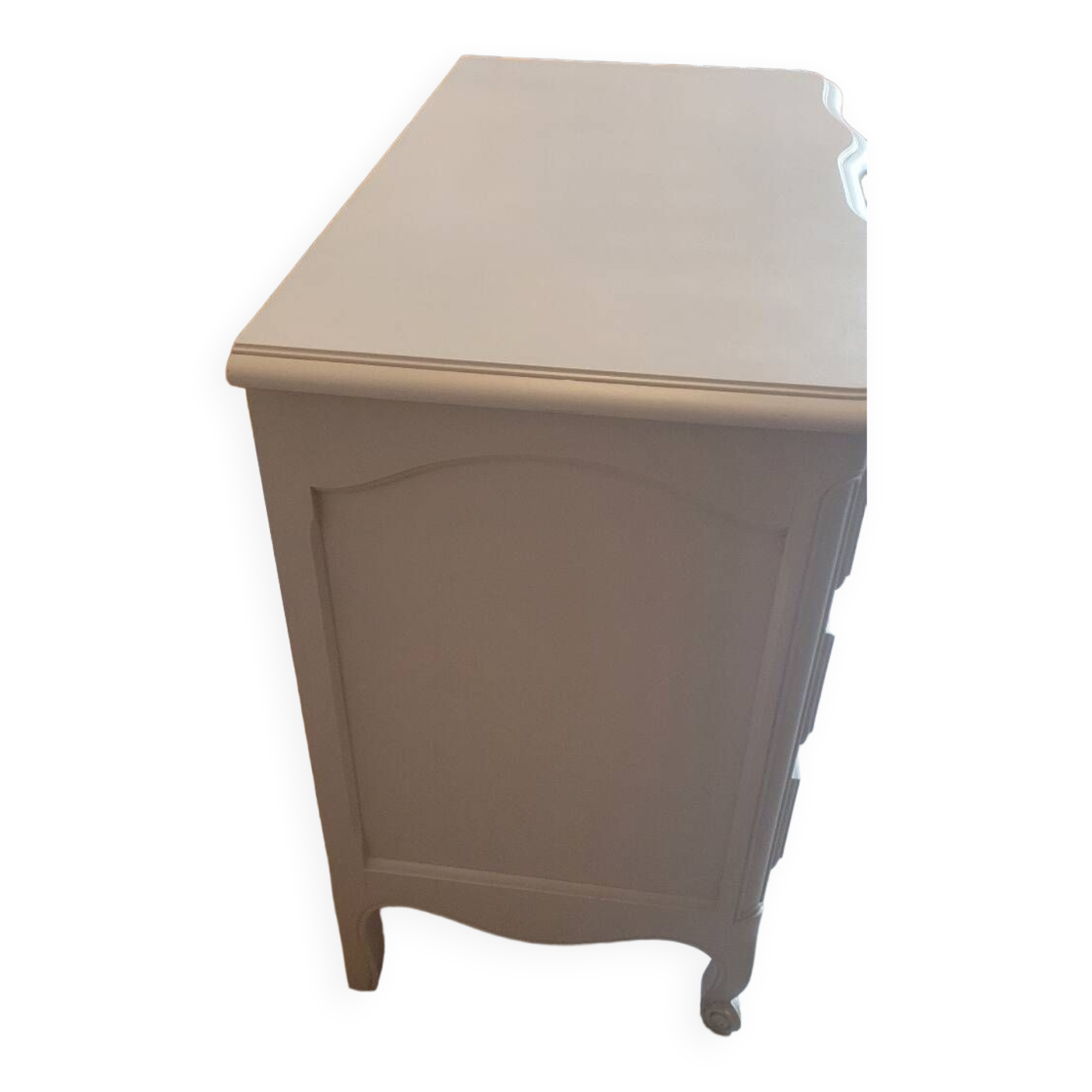 Louis XV style crossbow chest of drawers