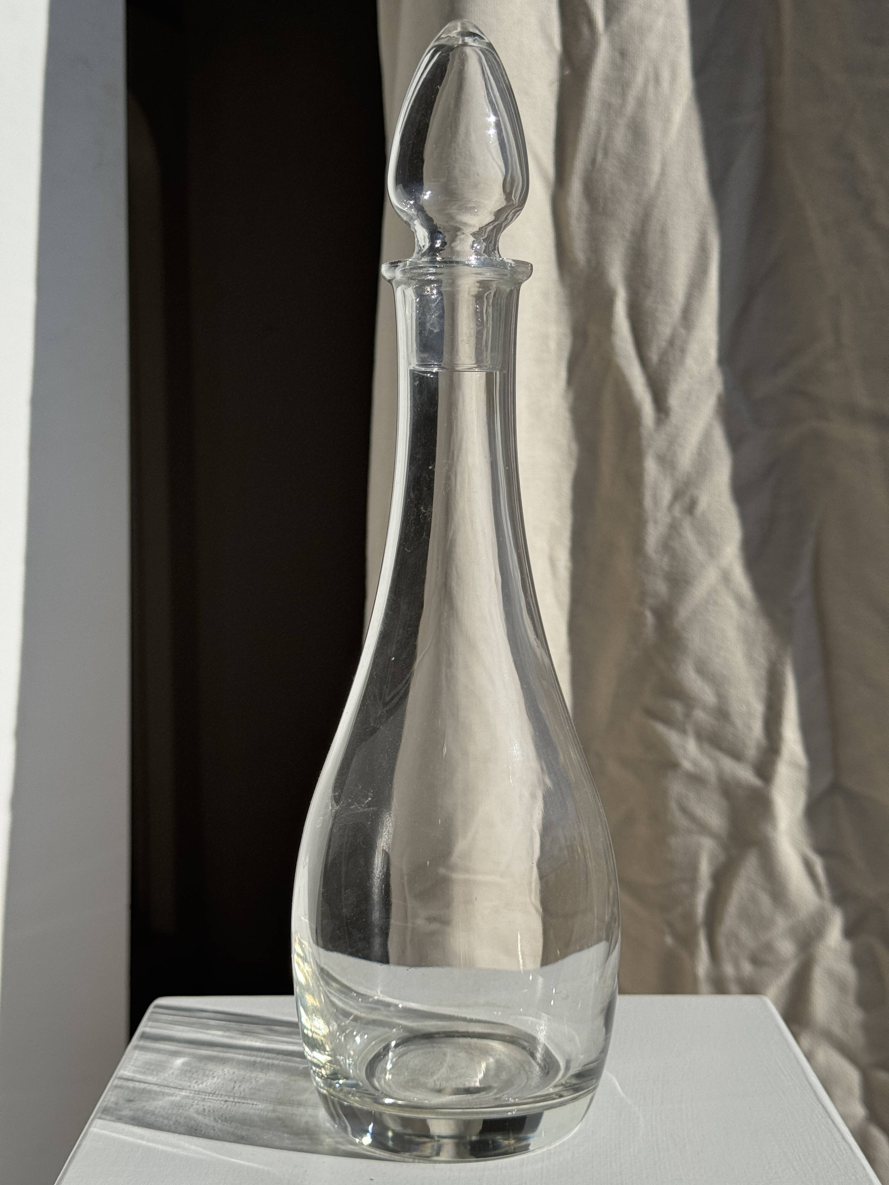 Glass carafe with stopper D11 H35.5