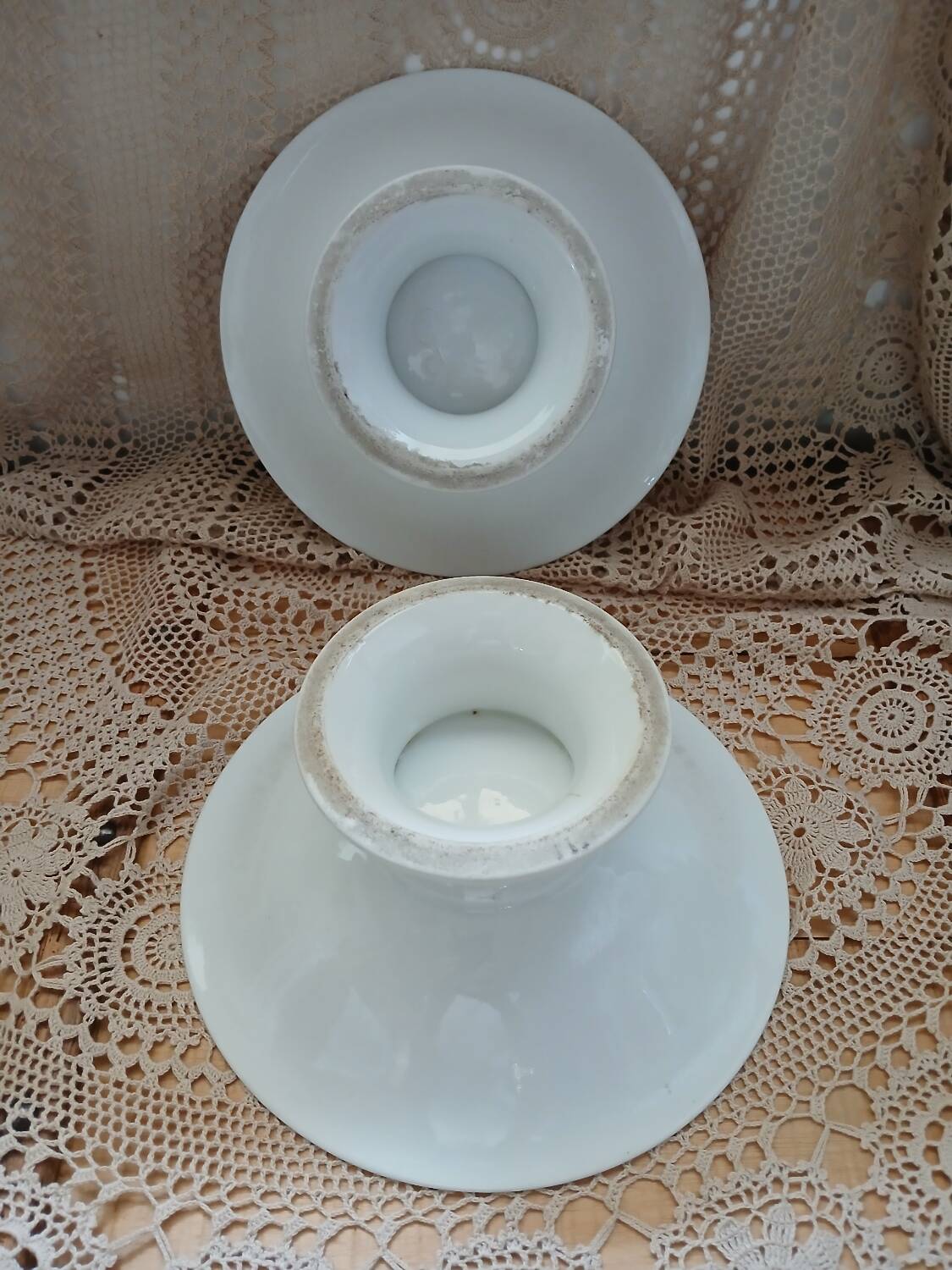 2 white porcelain fruit bowls