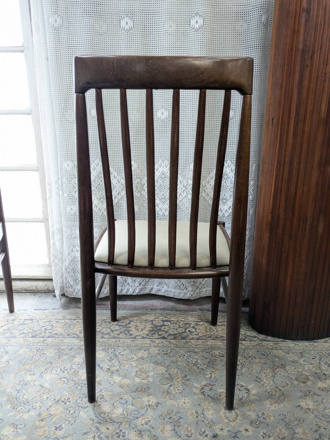 4 H.W. Klein Bramin chairs
