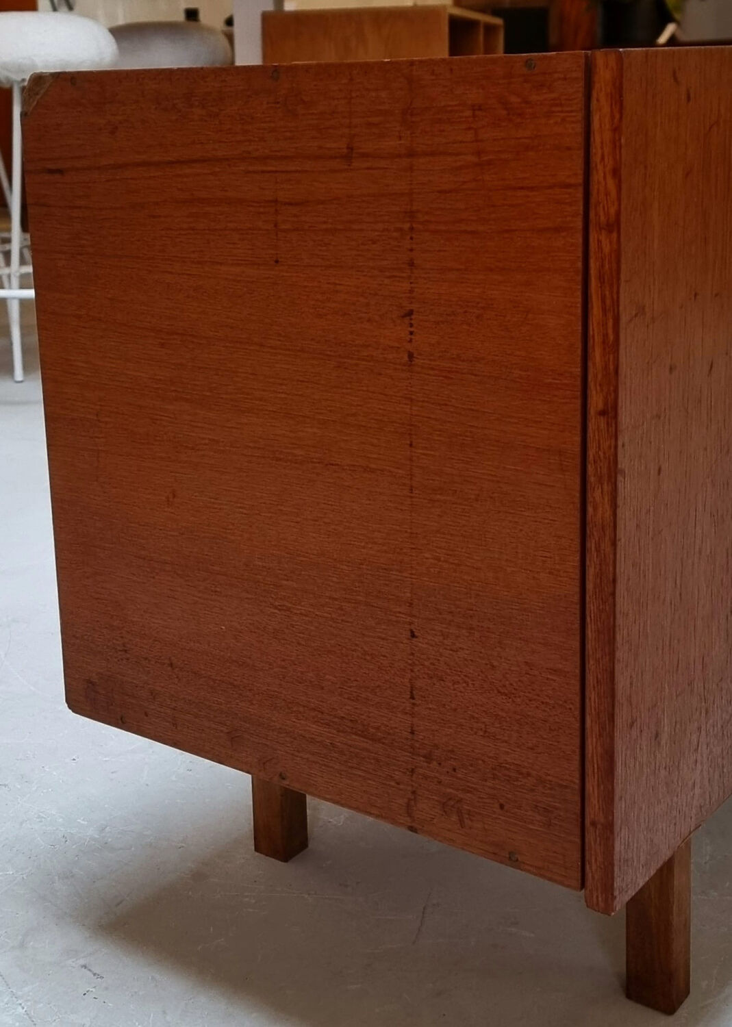 Lowboard du milieu du siècle