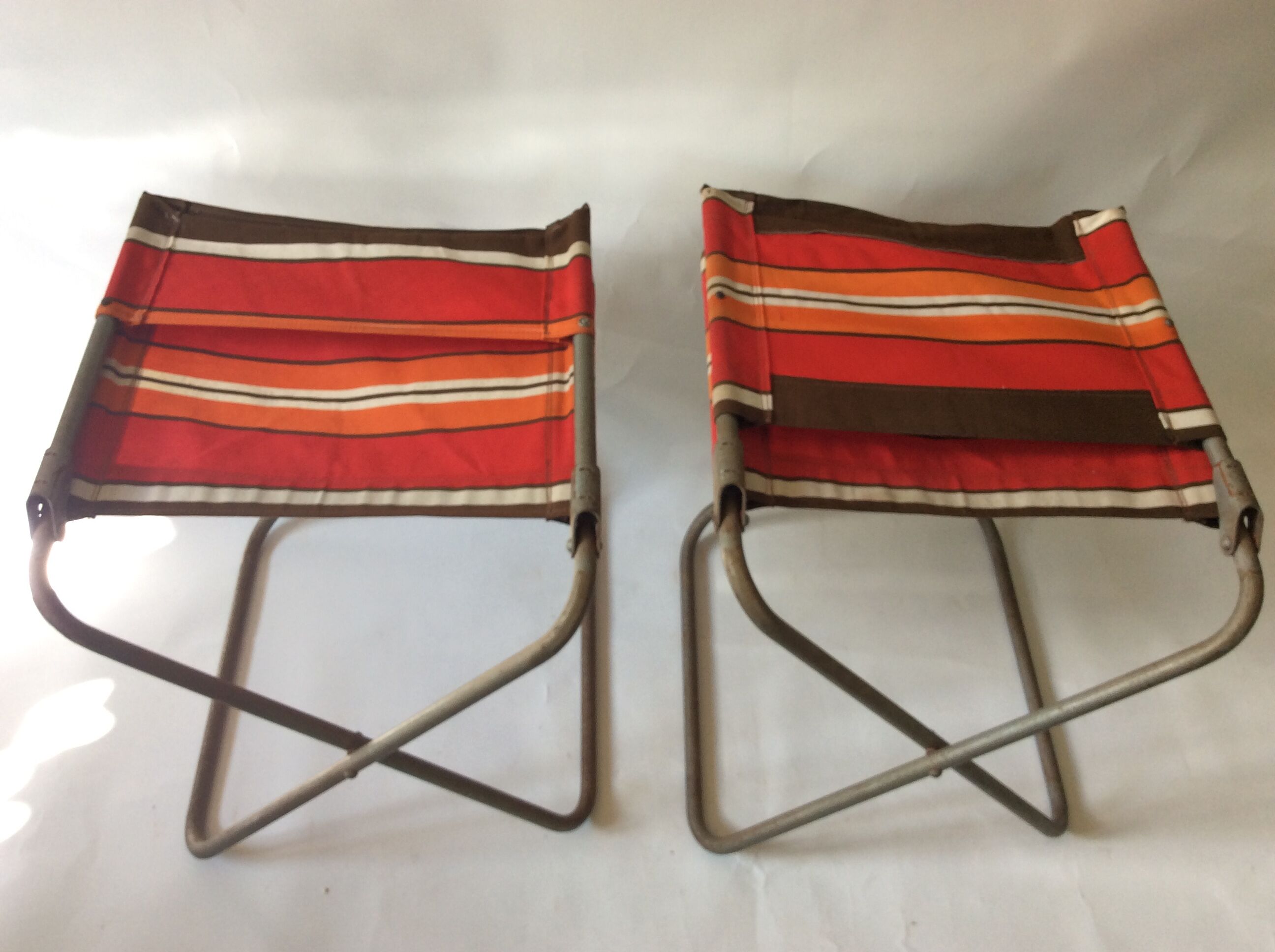 2 camping armchairs