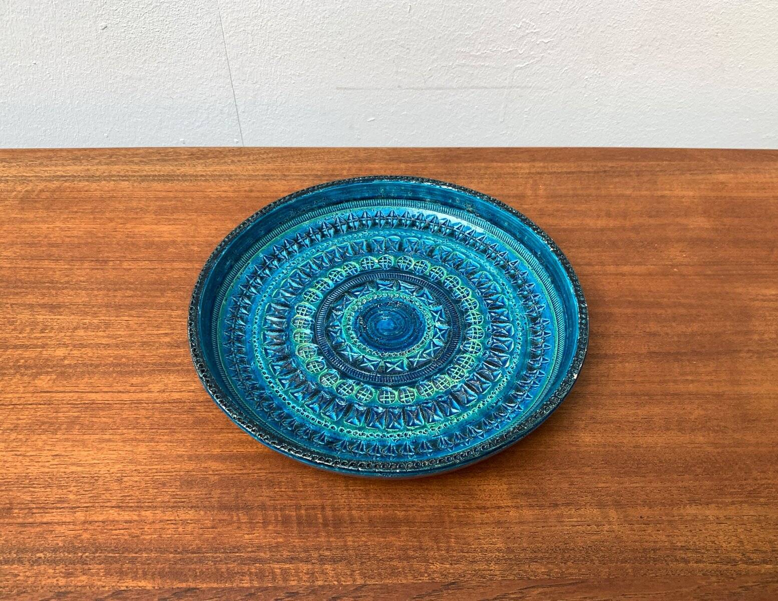 Large Rimini Blue bowl from the mid-century by Aldo Londi for Bitossi.