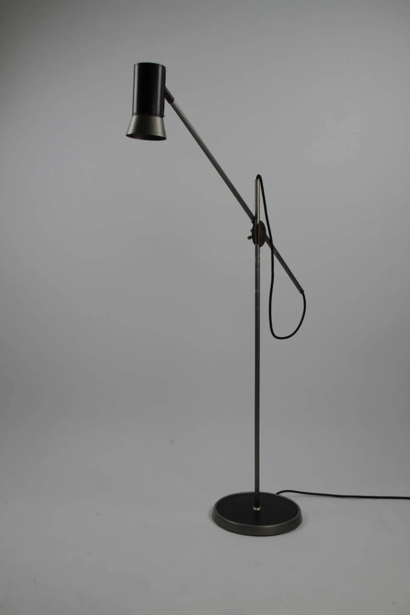 Lampadaire “Kusk” par Sabina Grubbeson pour Konsthantverk Tyringe — Suède, années 2000