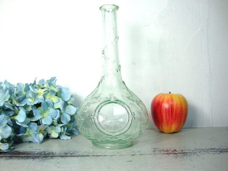 Transparent glass bottle, water decanter