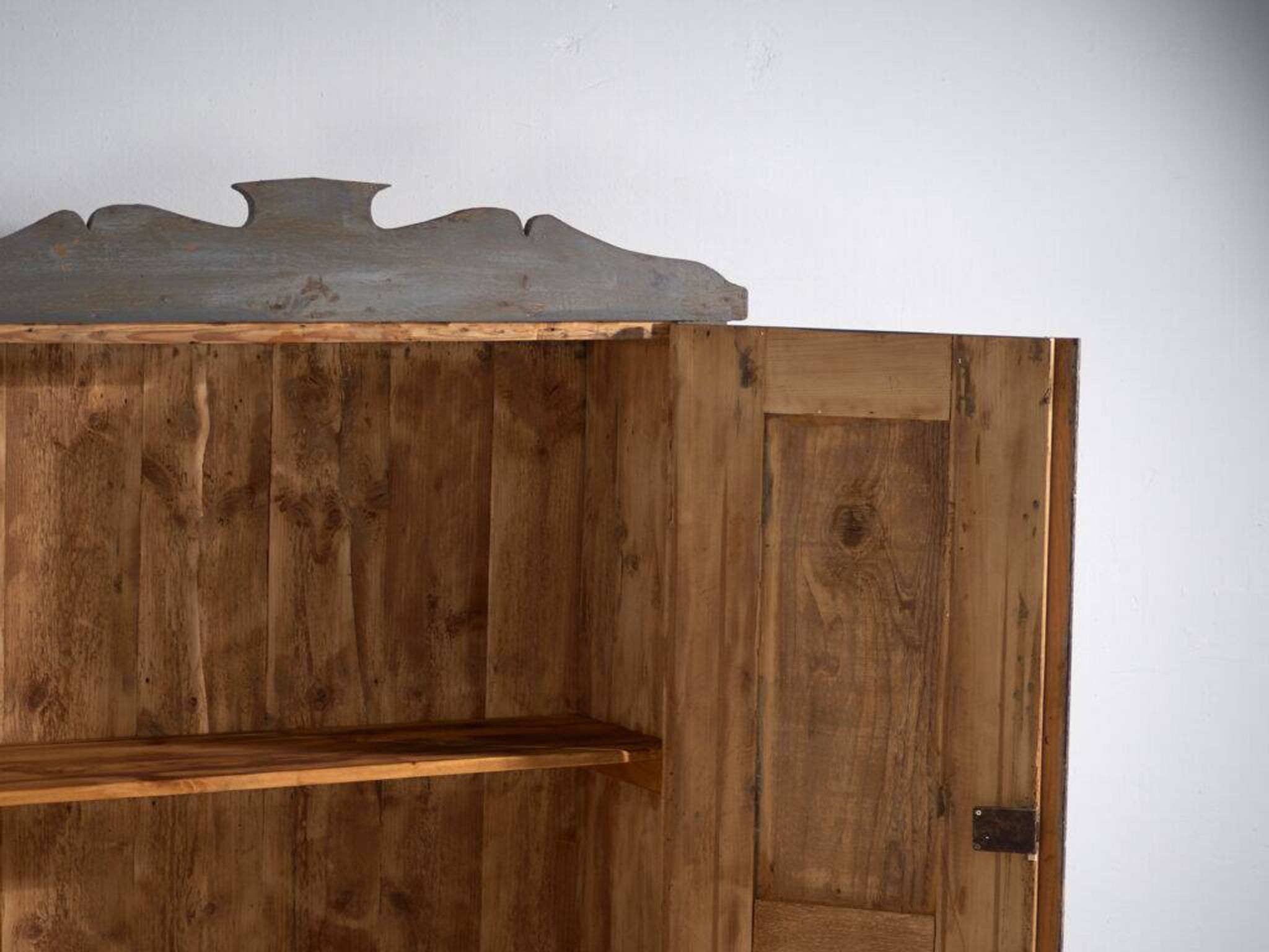 Rustic painted wardrobe in wood, Central Europe, circa 1900–1920