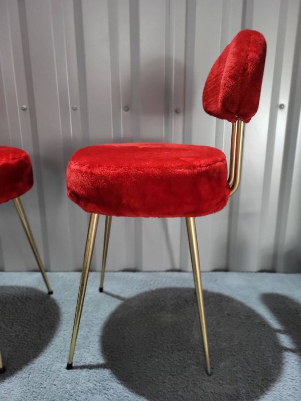 Paire de chaises moumoute fourrure rouge Pelfran Vintage