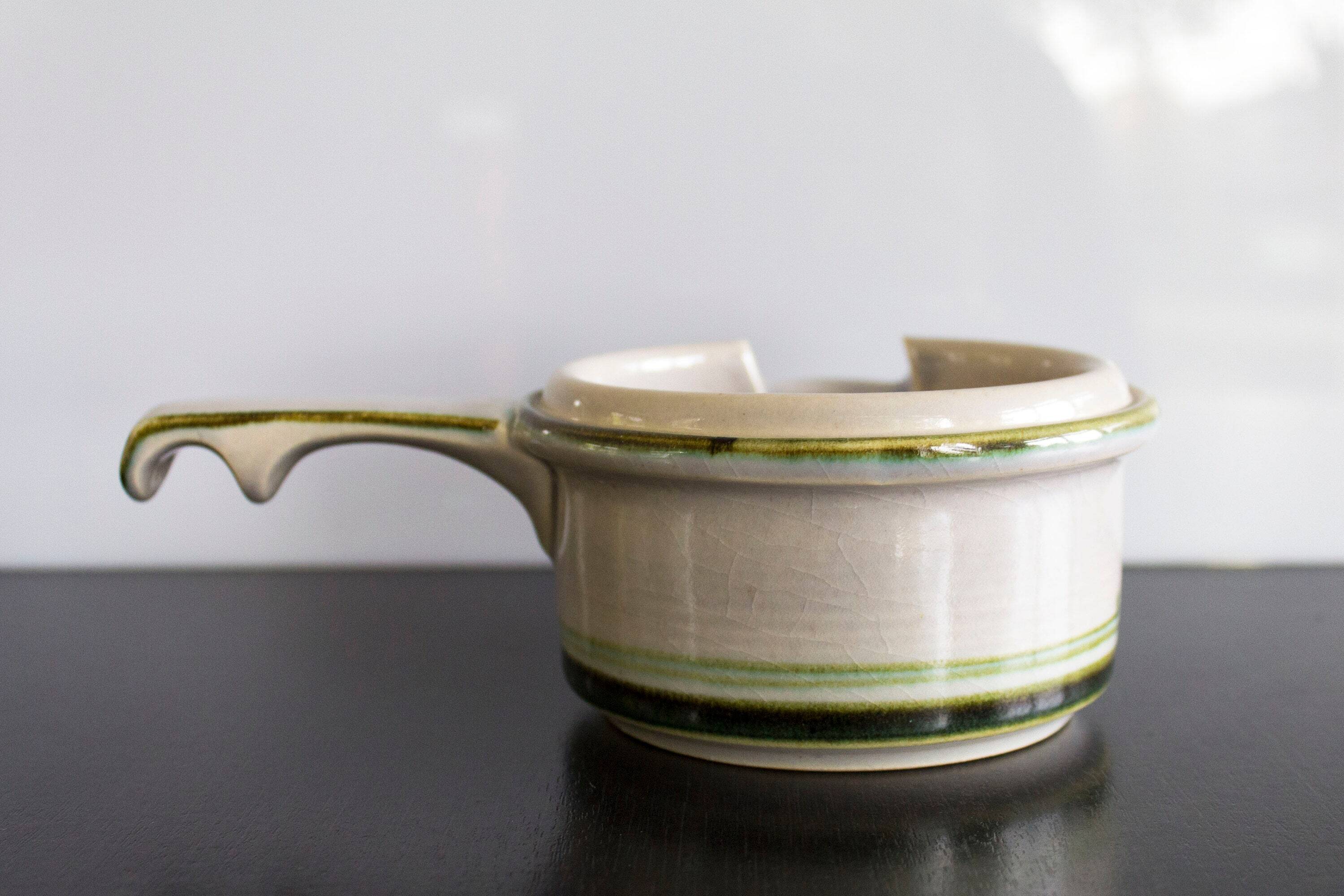 Mid Century Stoneware ceramic Sauce Boat / Gravy Boat / Saucière