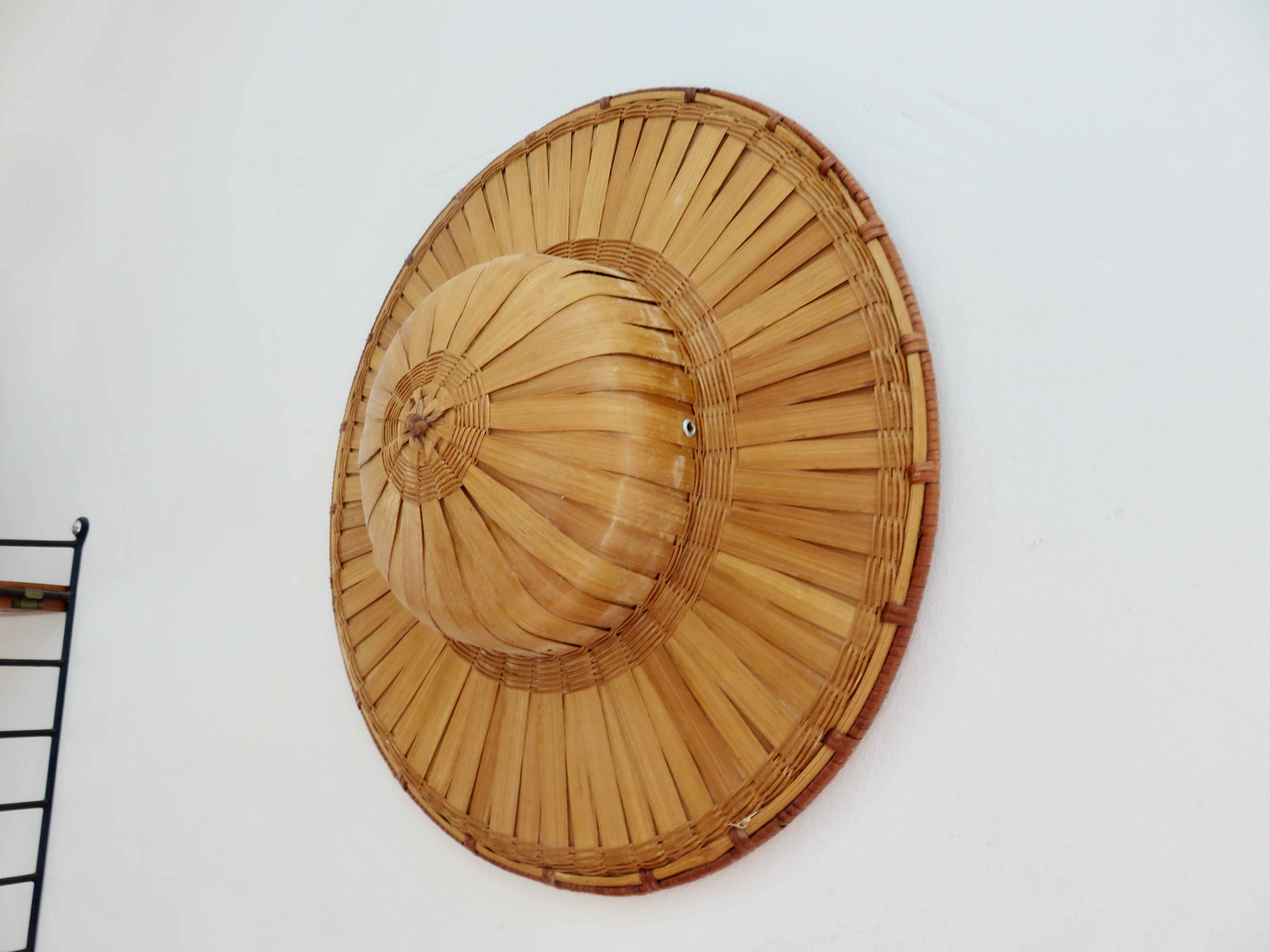 Hat colonial helmet in bamboo 70s