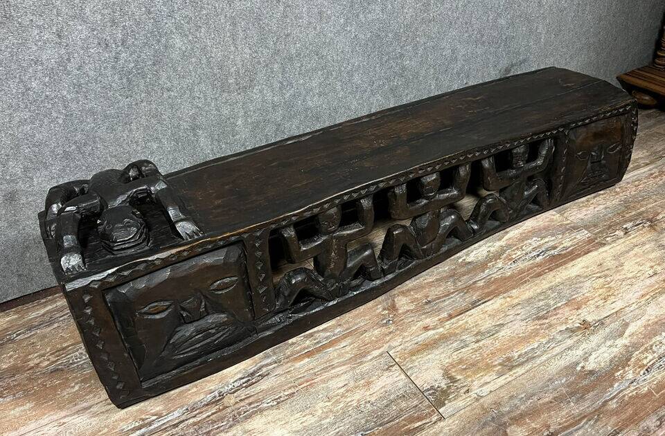 Bamileke bed from Cameroon, hand carved from a single piece of wood