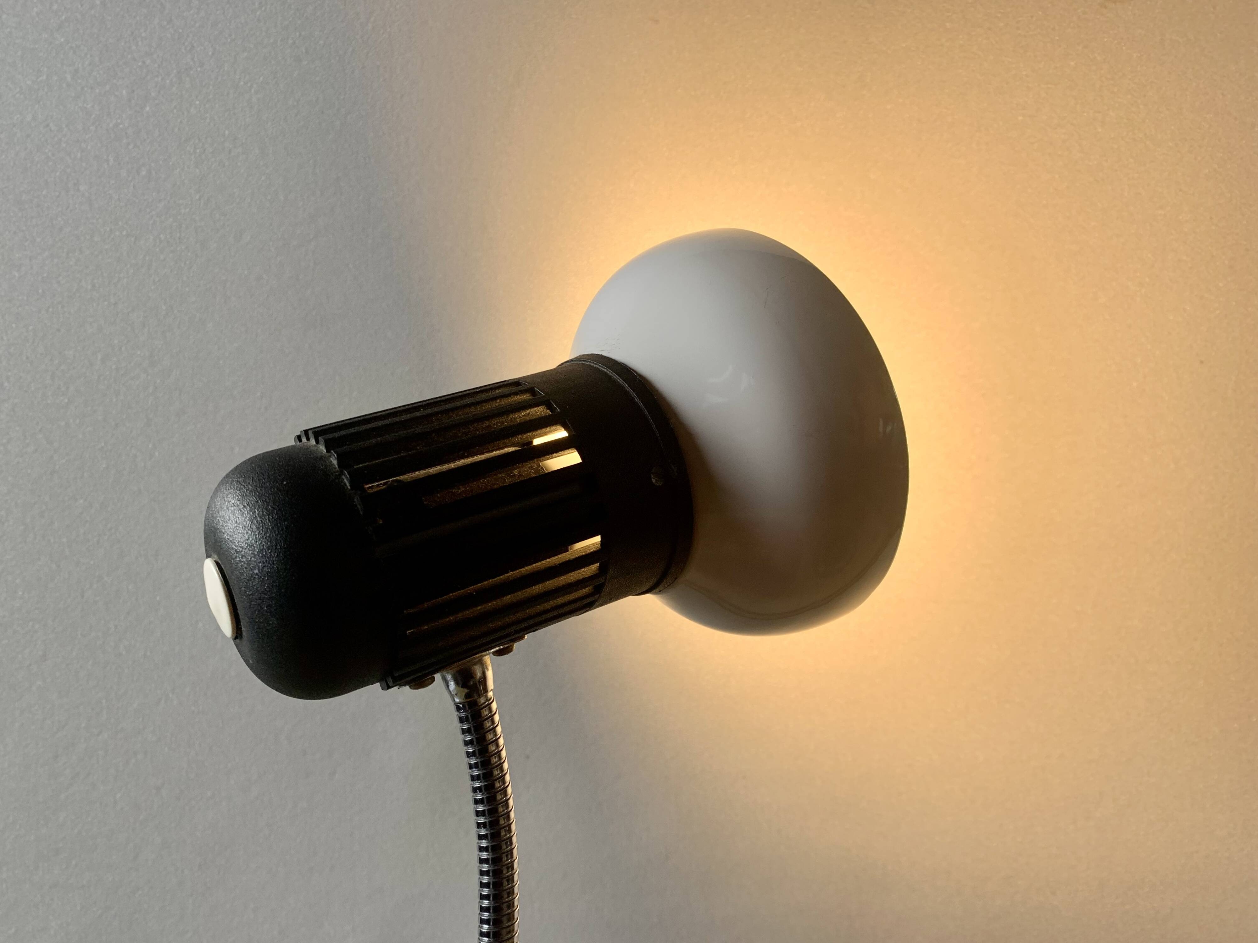 Vintage Massive white and black desk lamp - 1970s