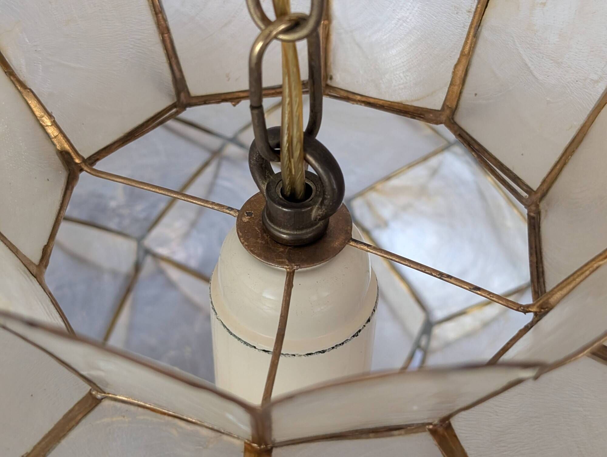 Pair of Lotus mother-of-pearl pendant lights