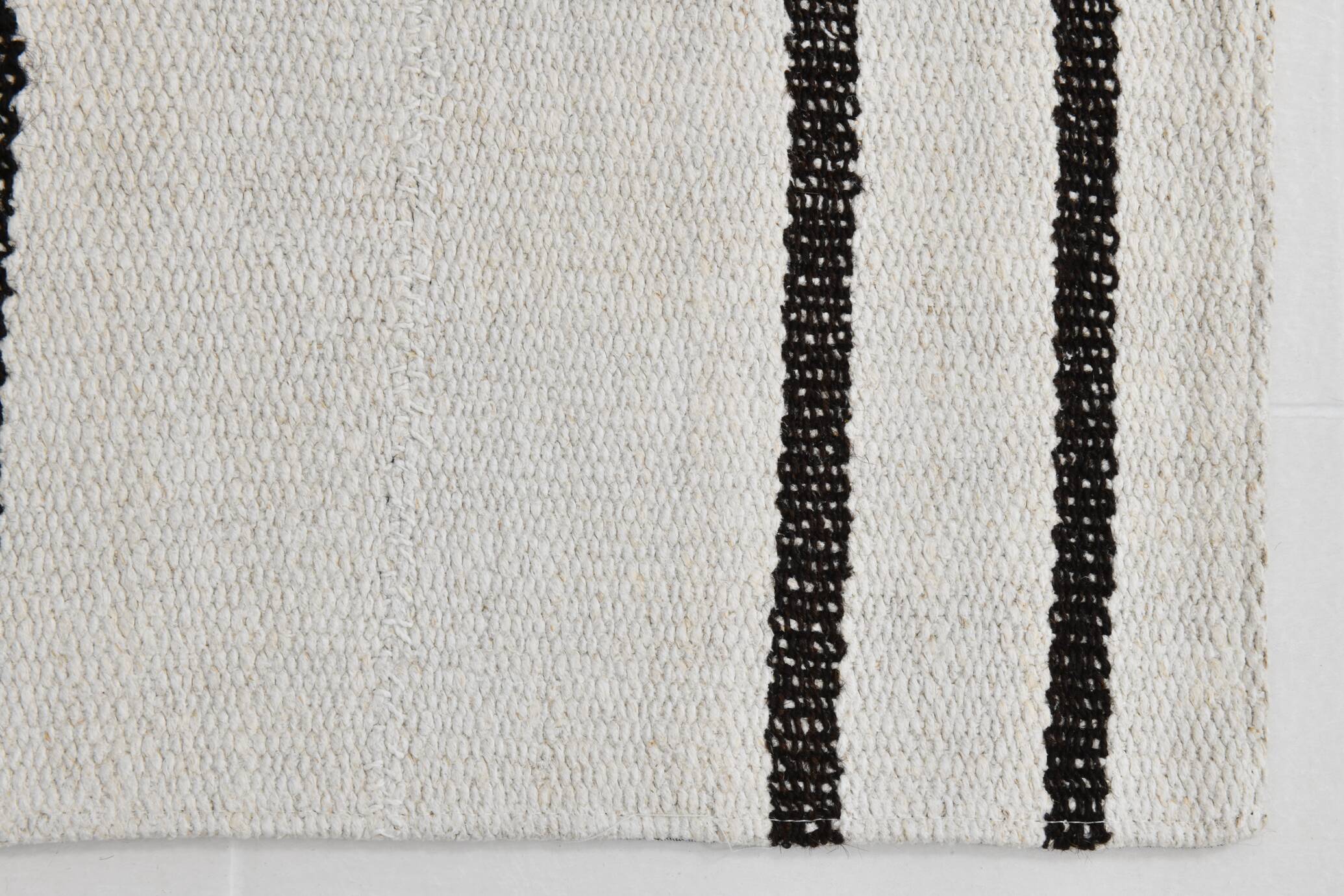 White Black Modern Striped Vintage Runner Rug, 68x276Cm