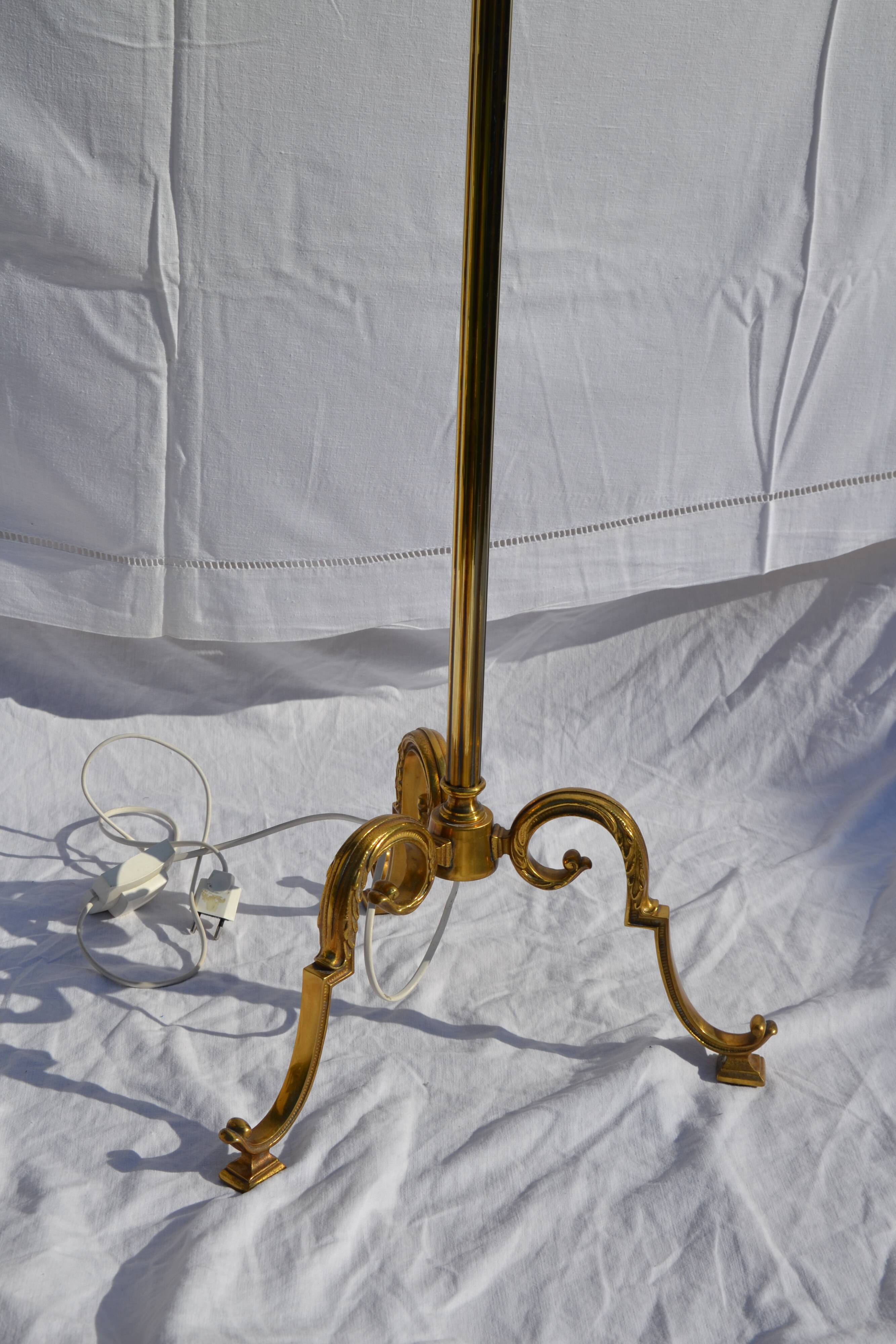 Louis XV style lamppost in gilded bronze