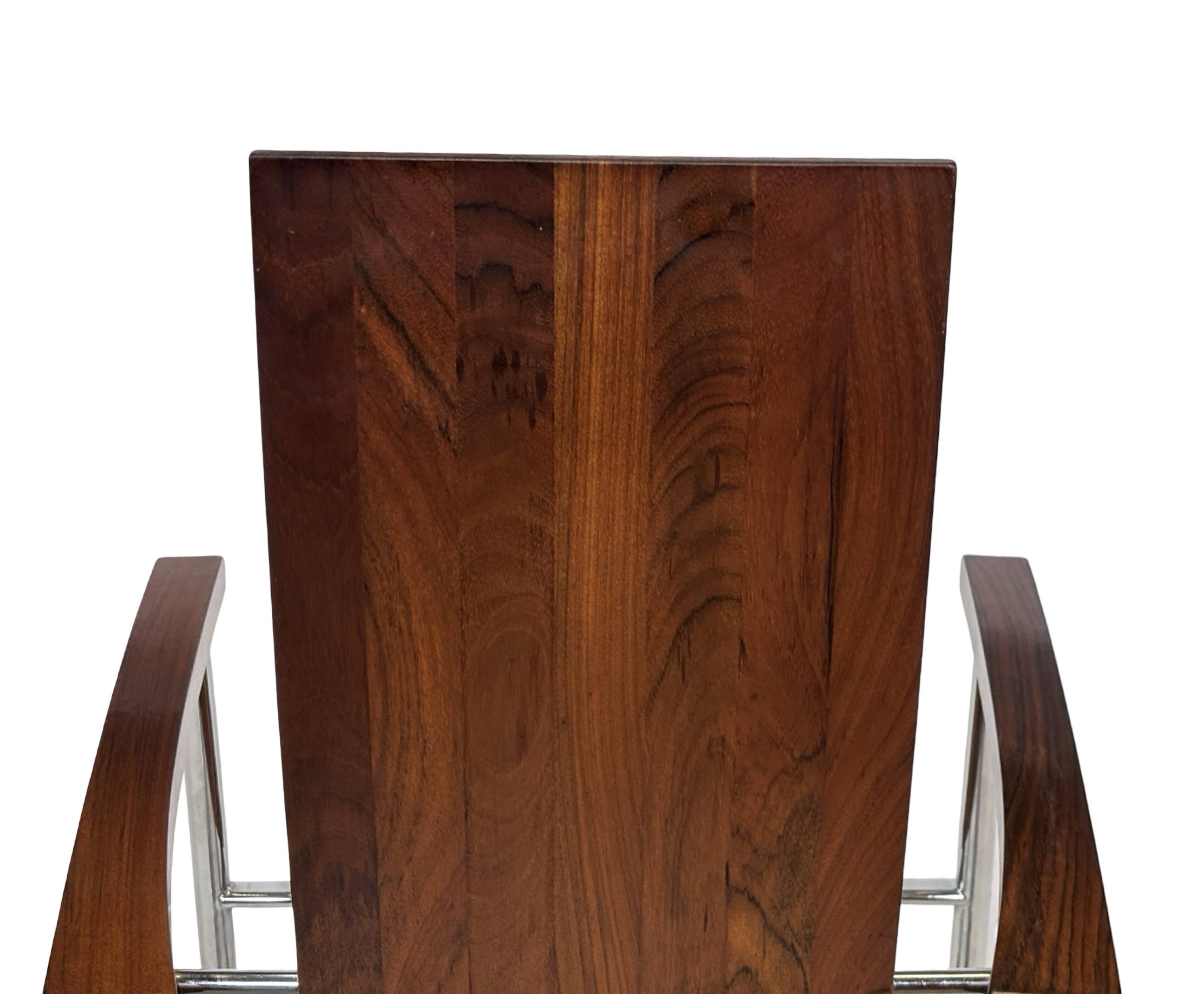 Ensemble vintage de quatre chaises design en hêtre massif chrome