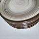 Ensemble de 10 assiettes Salins décor spirale minérale gris et brun