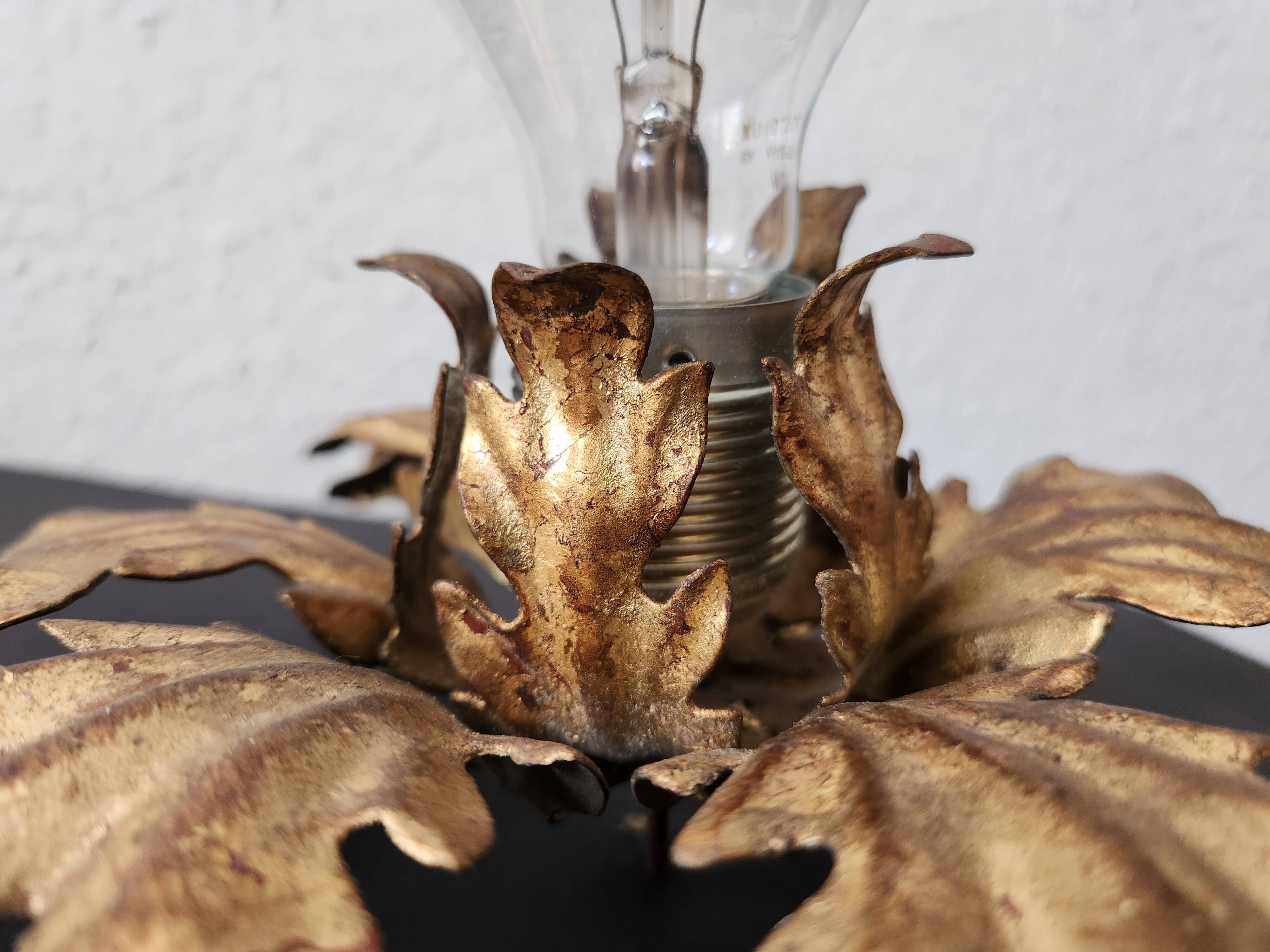 Gilded hand-forged Florentine wall lamp Hans Kögl style, Italy