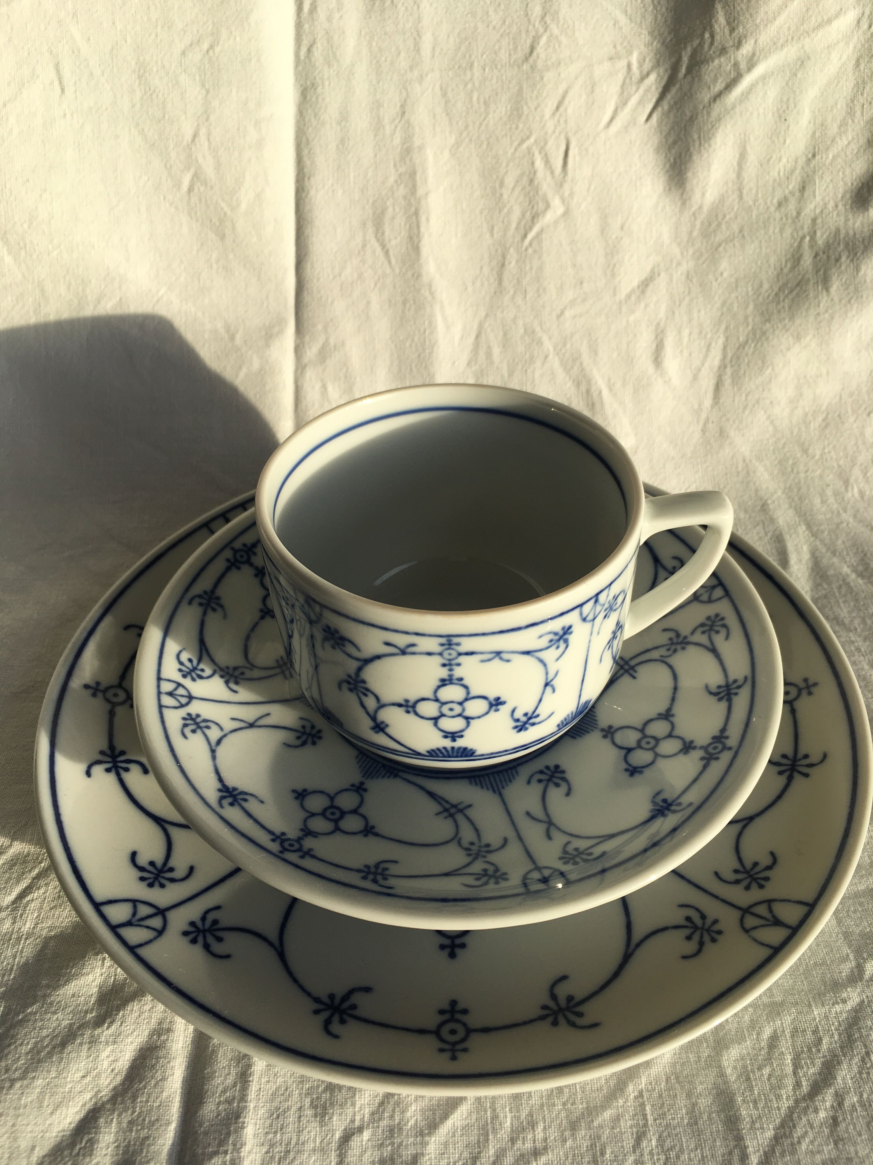 Porcelain breakfast tête-à-tête Winterling Schwarzenbach Bavaria